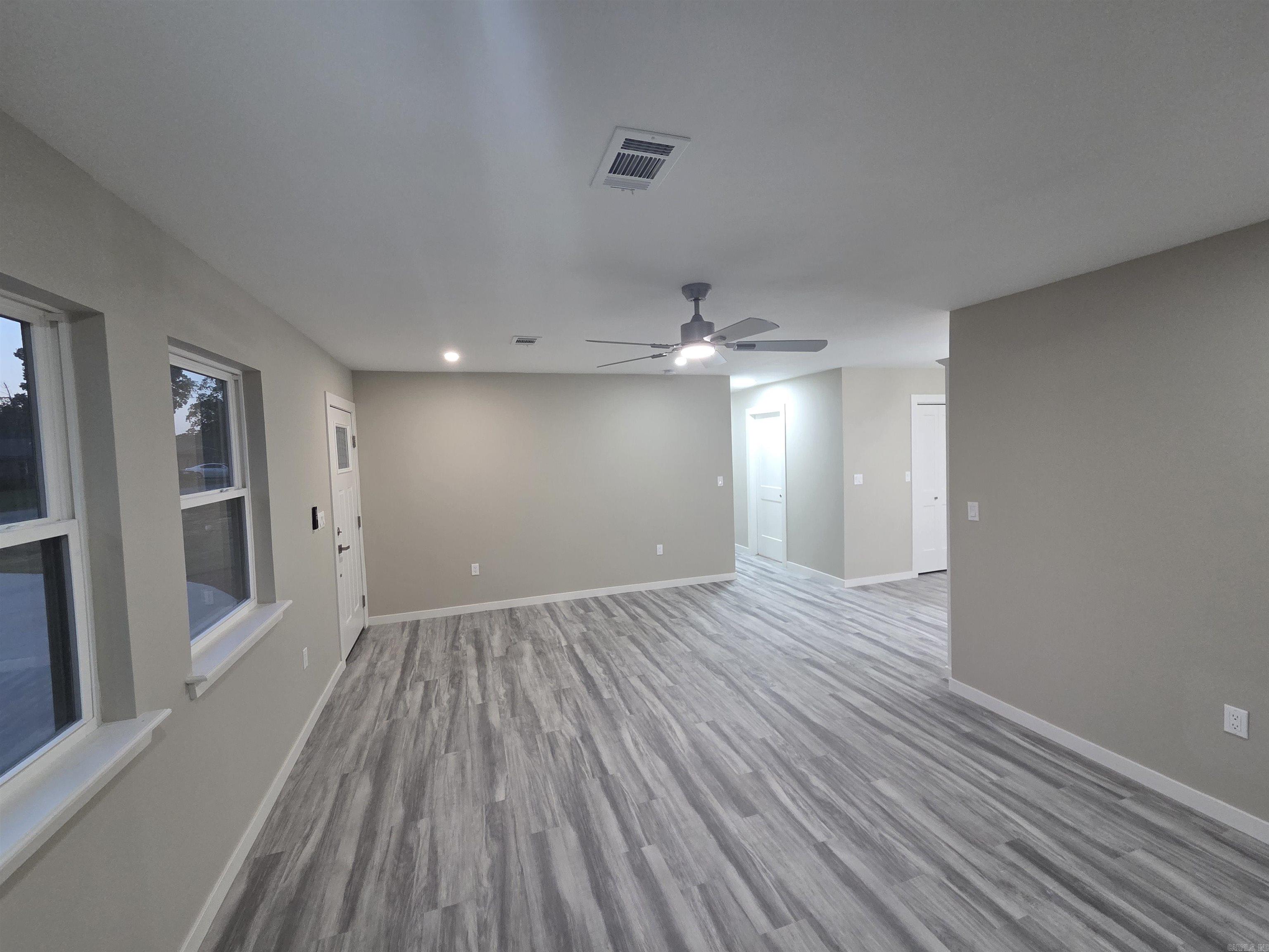 THOMAS - Residential