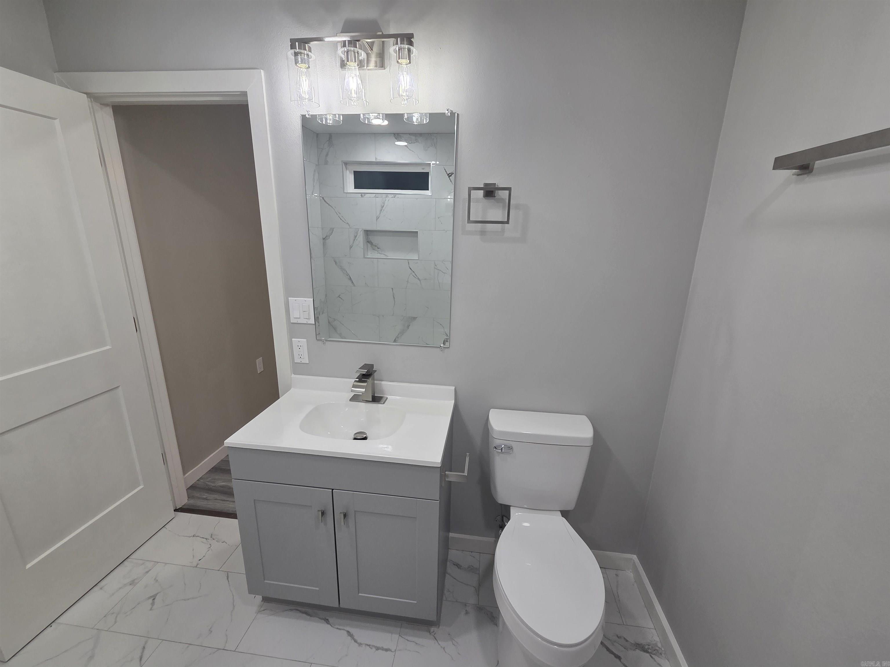 THOMAS - Residential