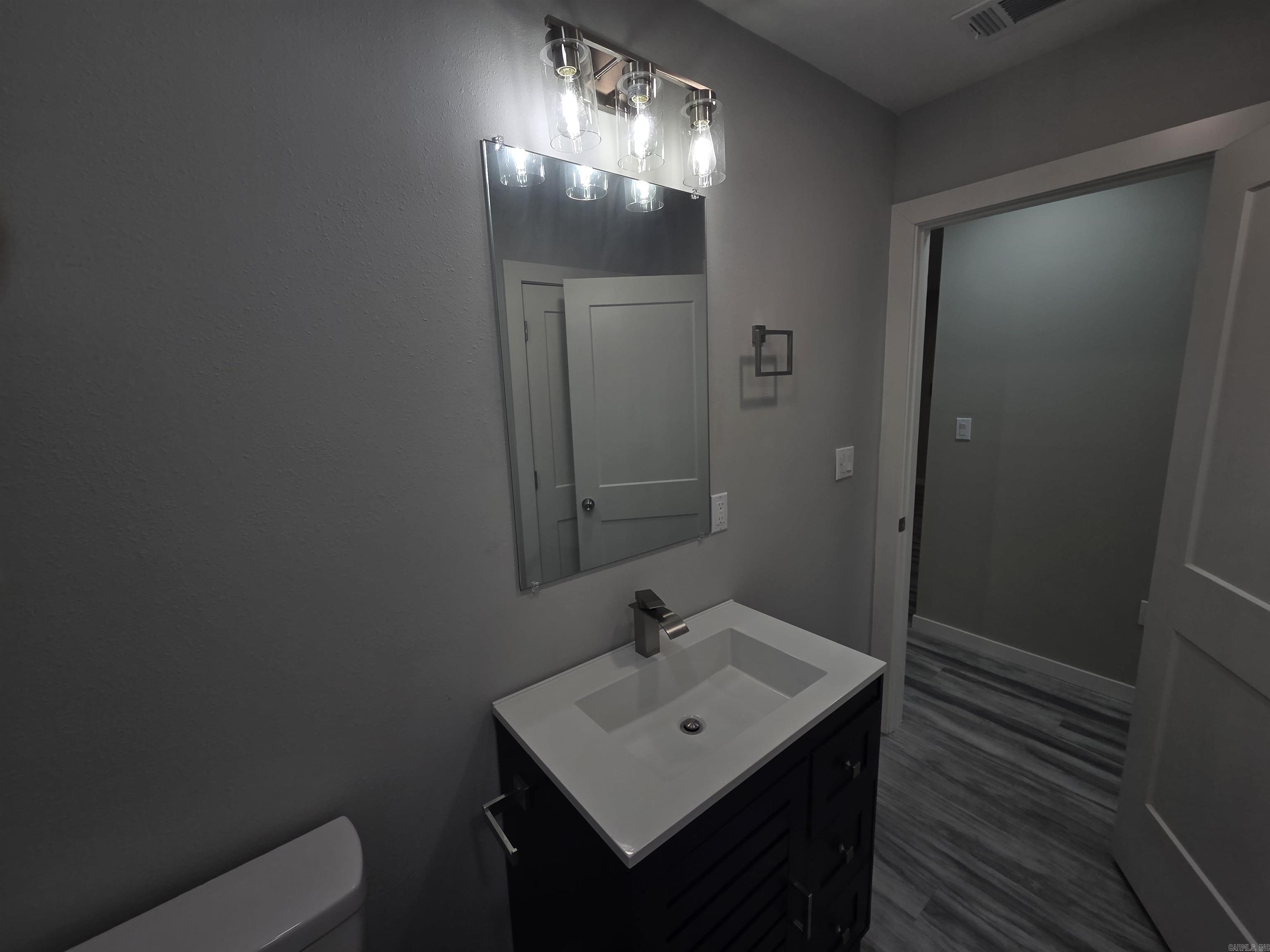 THOMAS - Residential