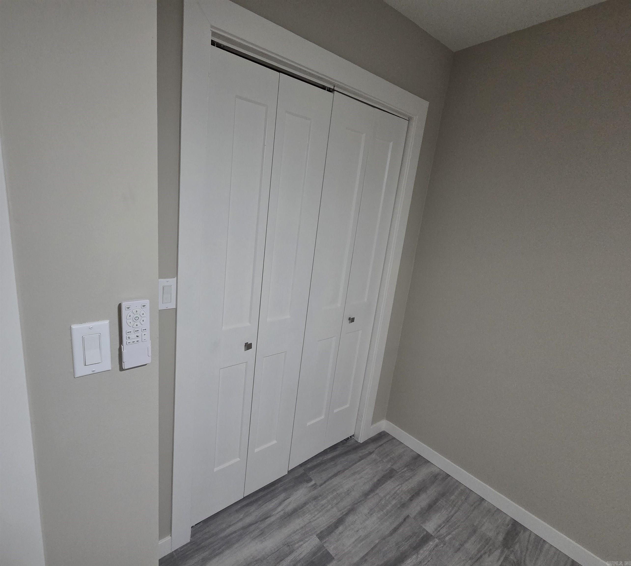 THOMAS - Residential