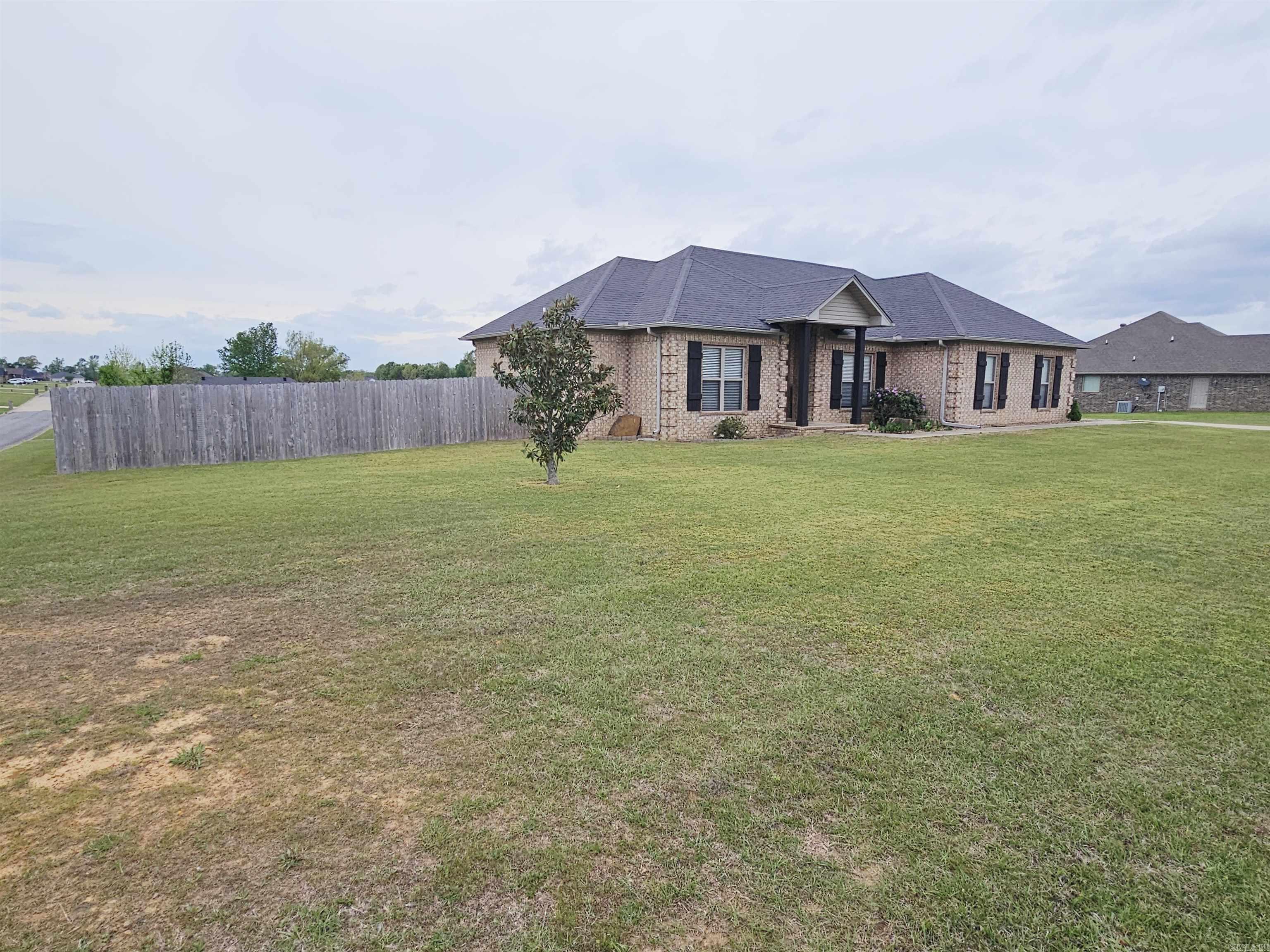 BIANCA MEADOWS - Residential