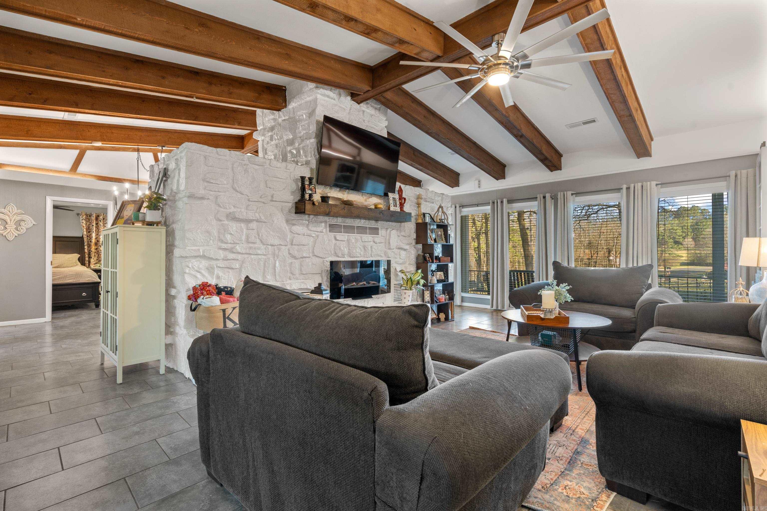 DIAMONDHEAD - Residential Lease