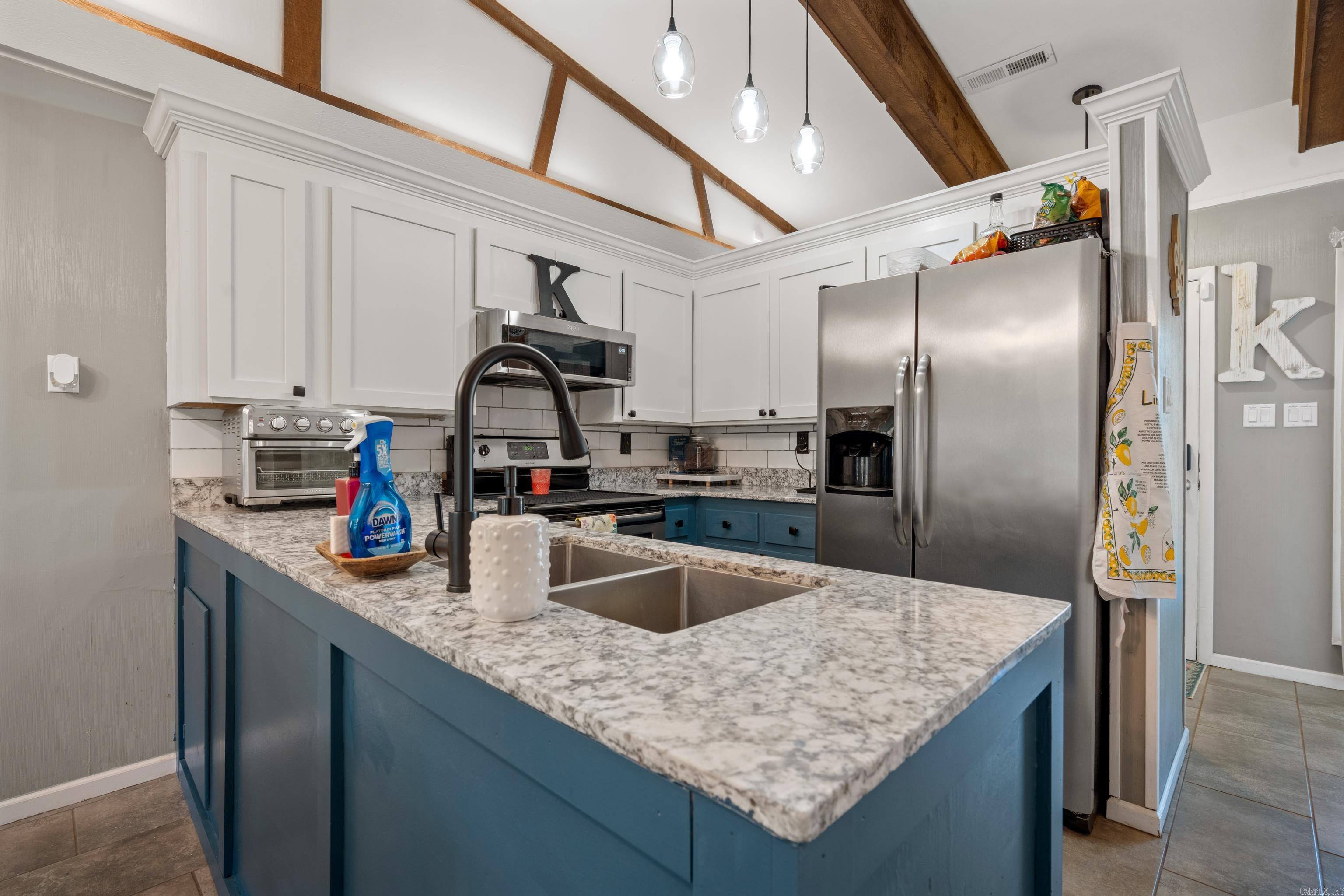 DIAMONDHEAD - Residential Lease