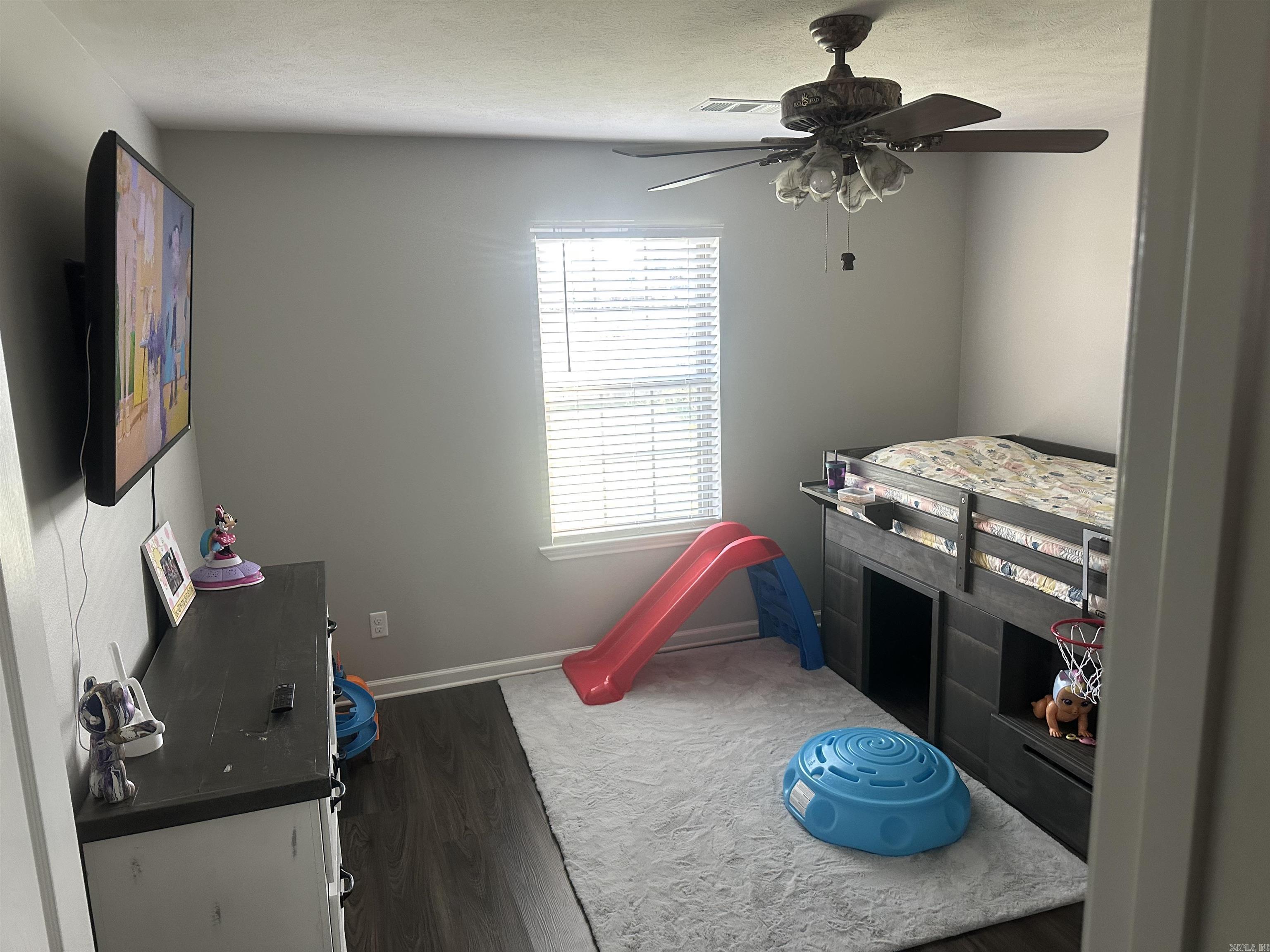 BAKER'S FIELD - Residential