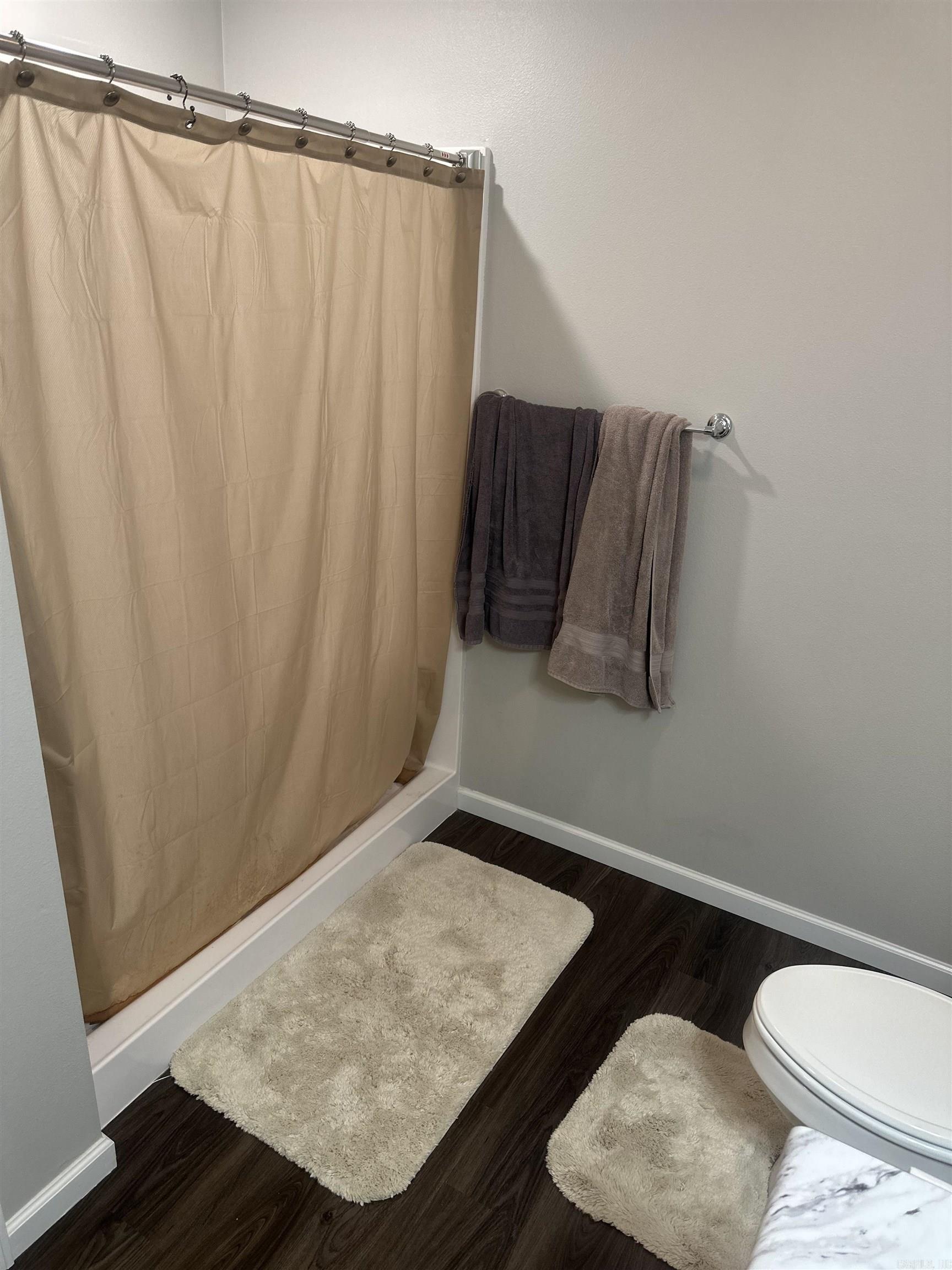 BAKER'S FIELD - Residential