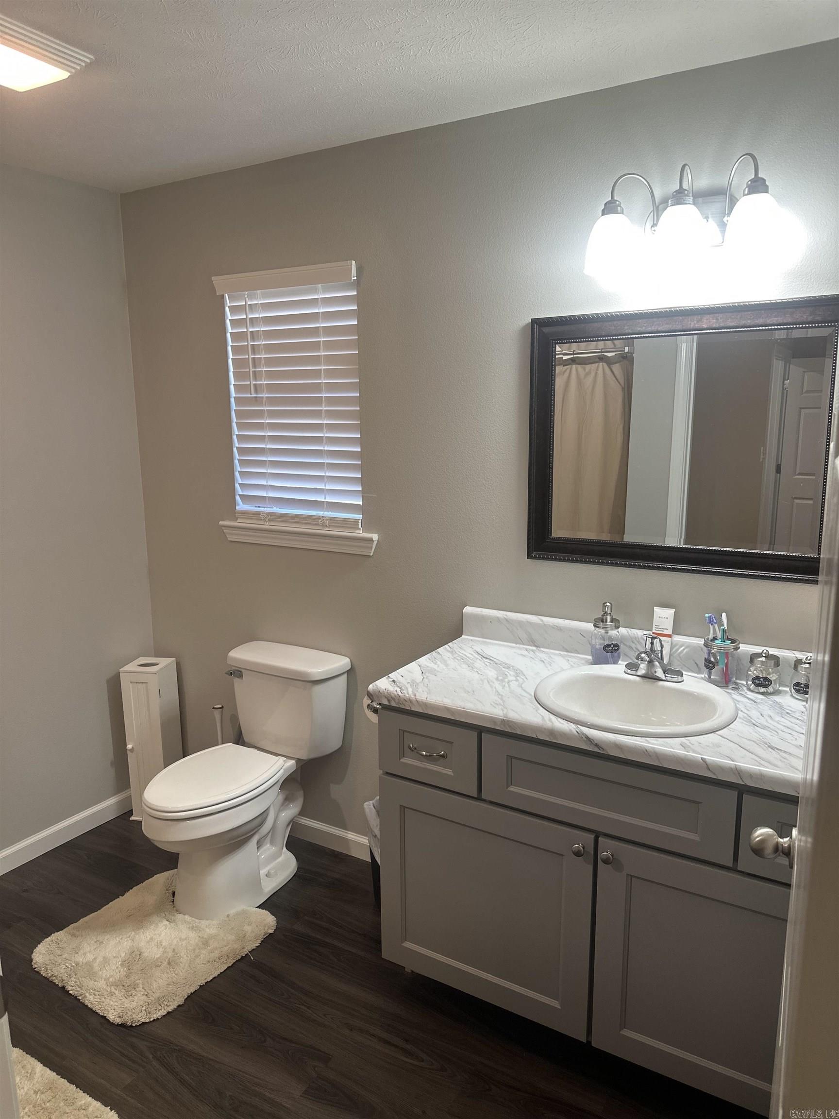 BAKER'S FIELD - Residential