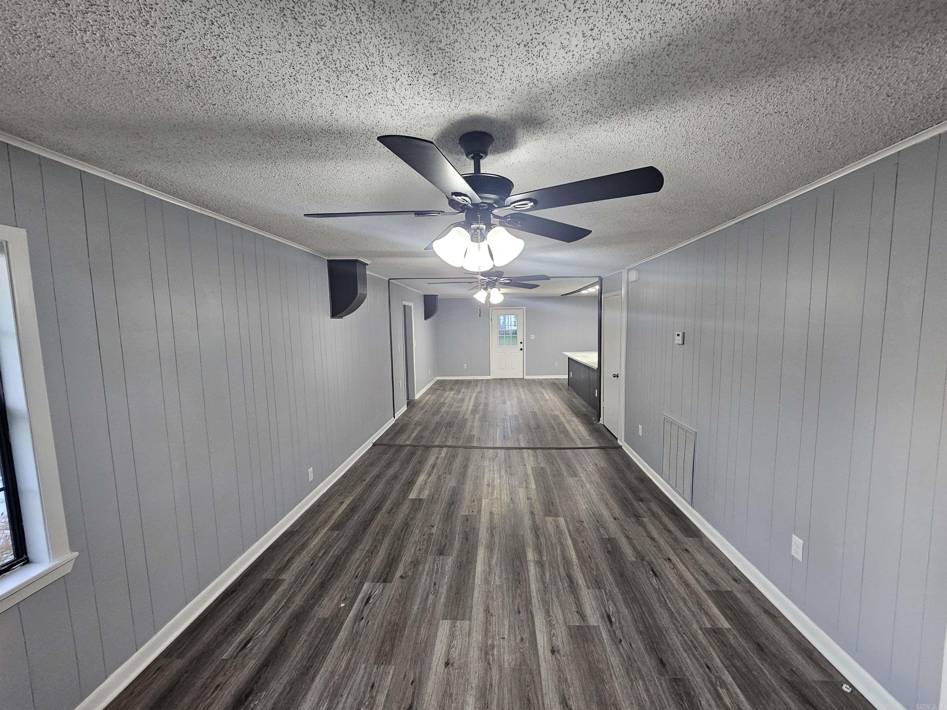 Lund and Hill Original - Residential Lease