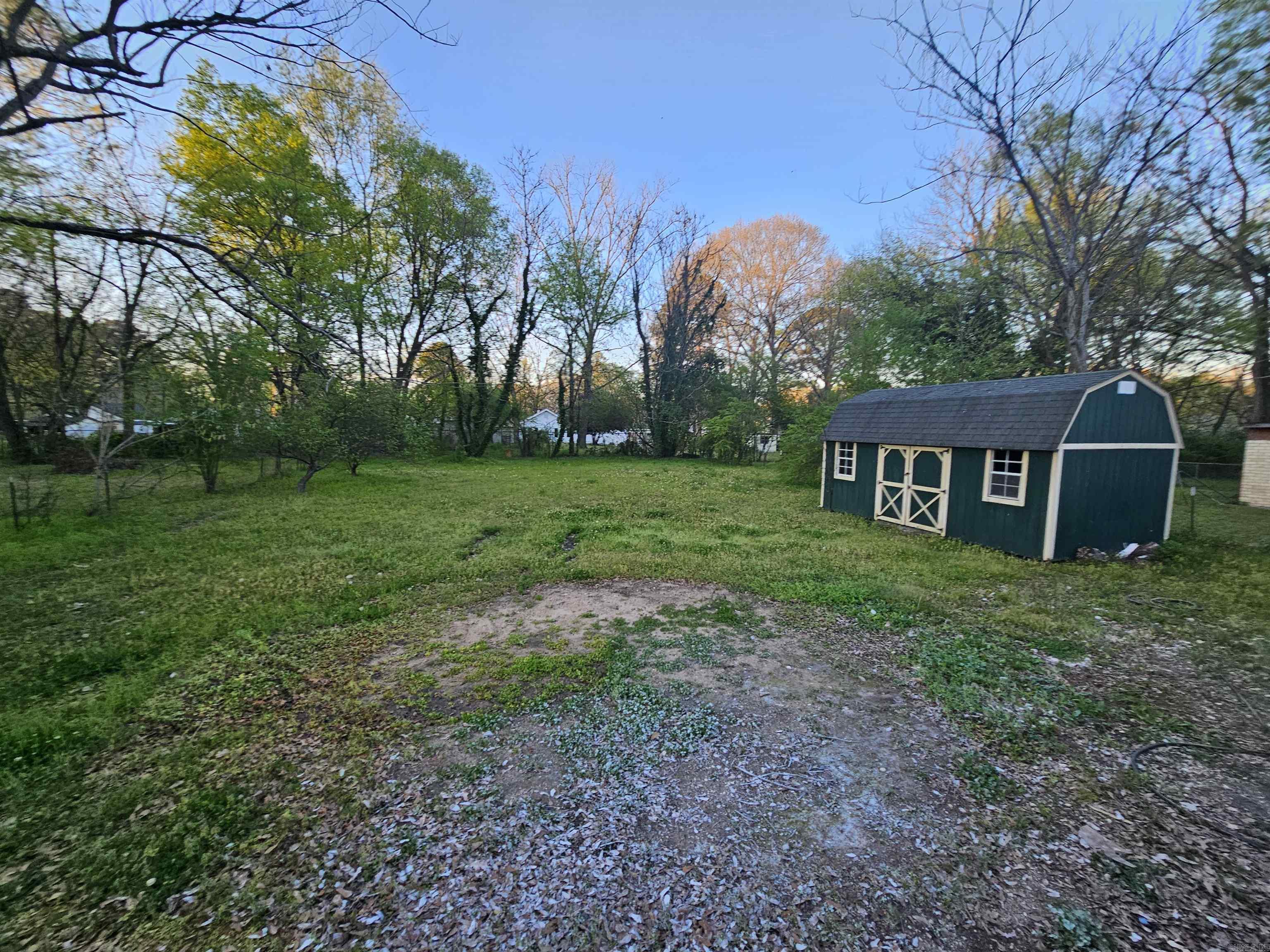 Lund and Hill Original - Residential Lease