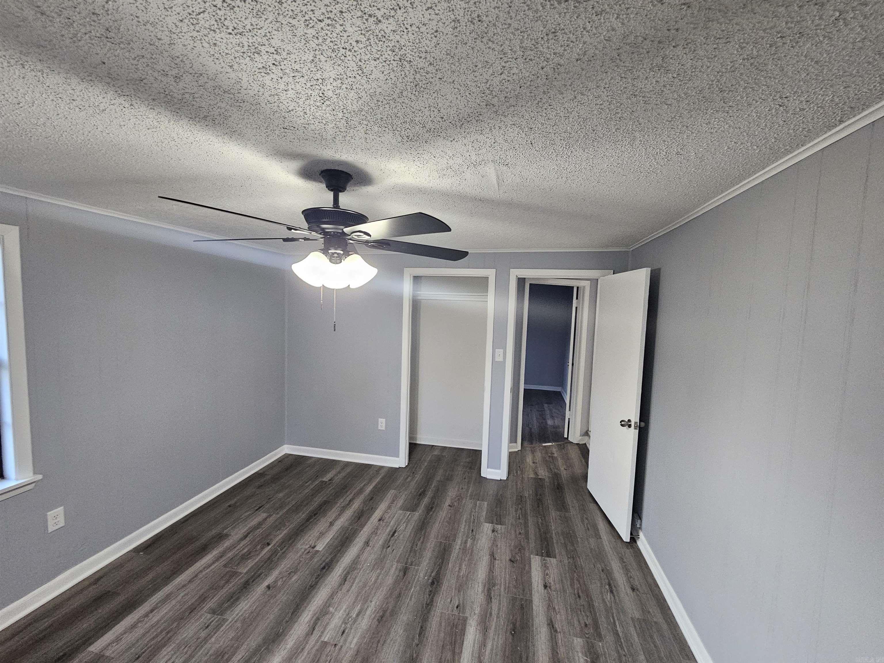 Lund and Hill Original - Residential Lease