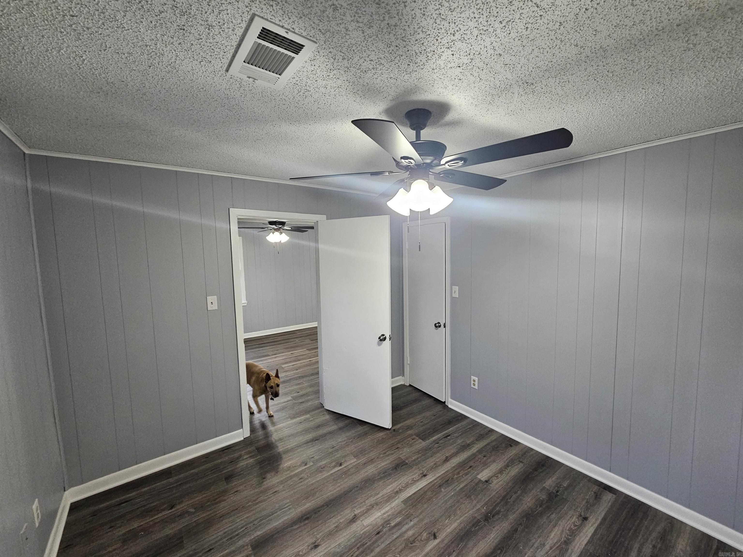 Lund and Hill Original - Residential Lease