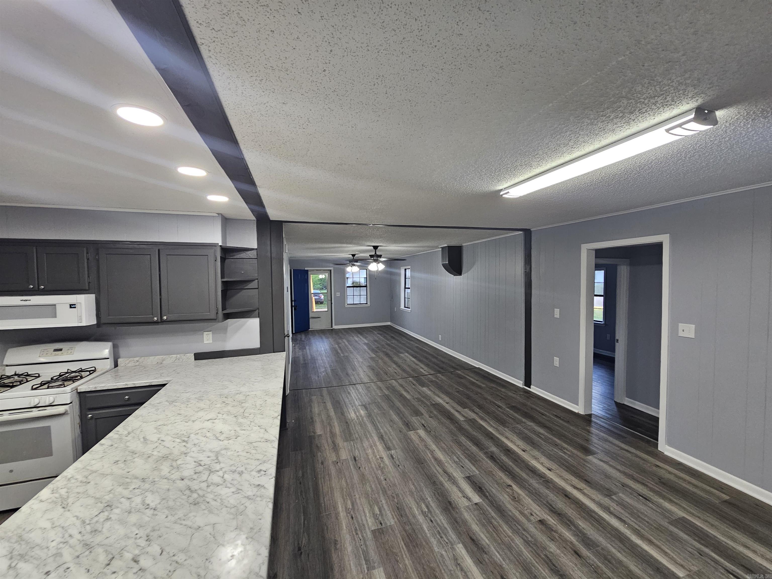 Lund and Hill Original - Residential Lease