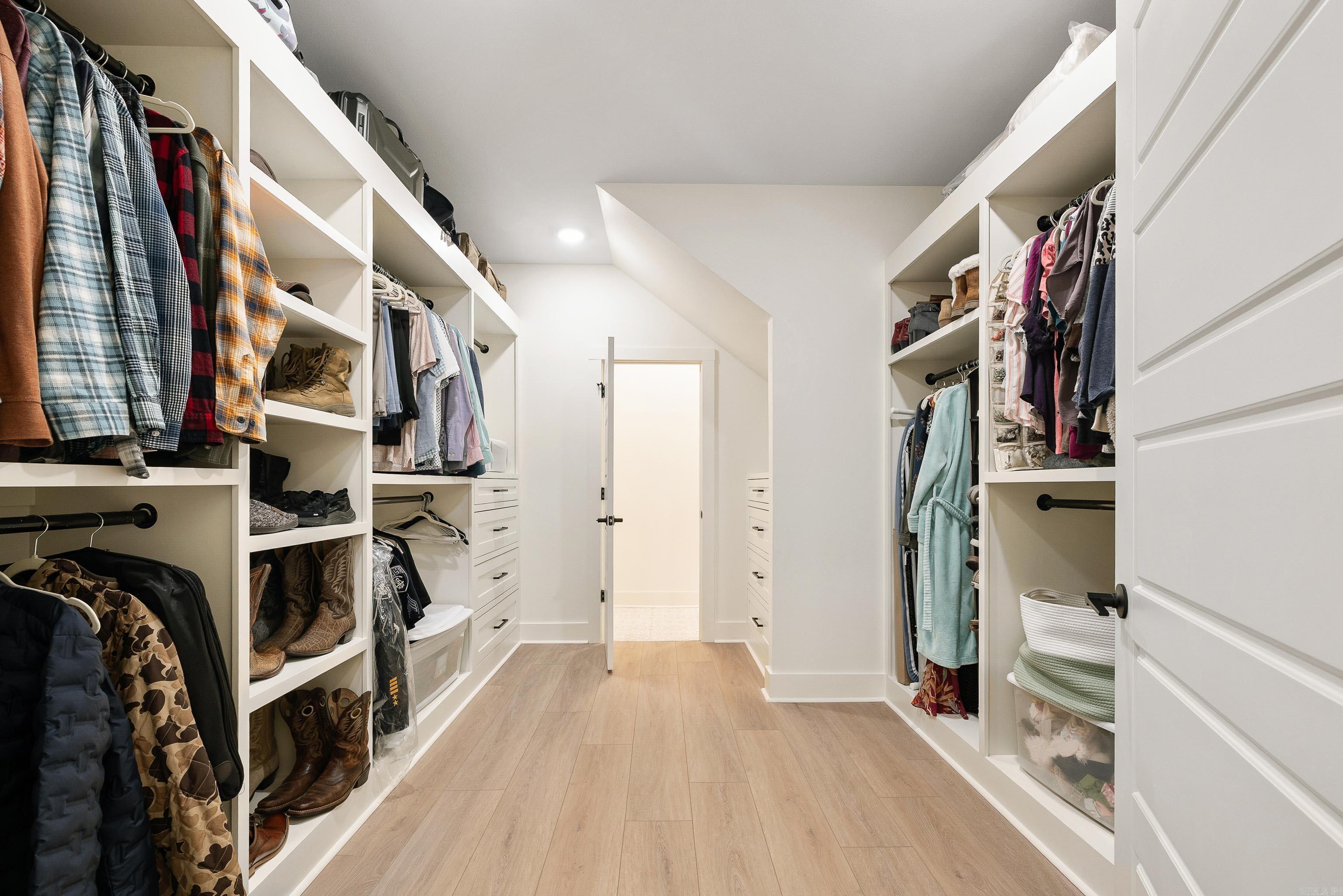 VALLEY CREEK ADDITION - Residential