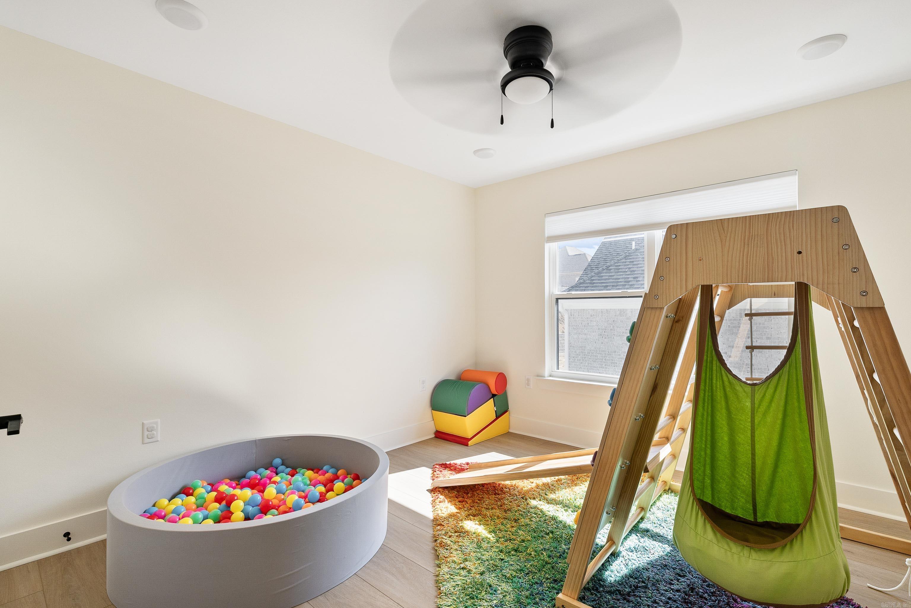 VALLEY CREEK ADDITION - Residential