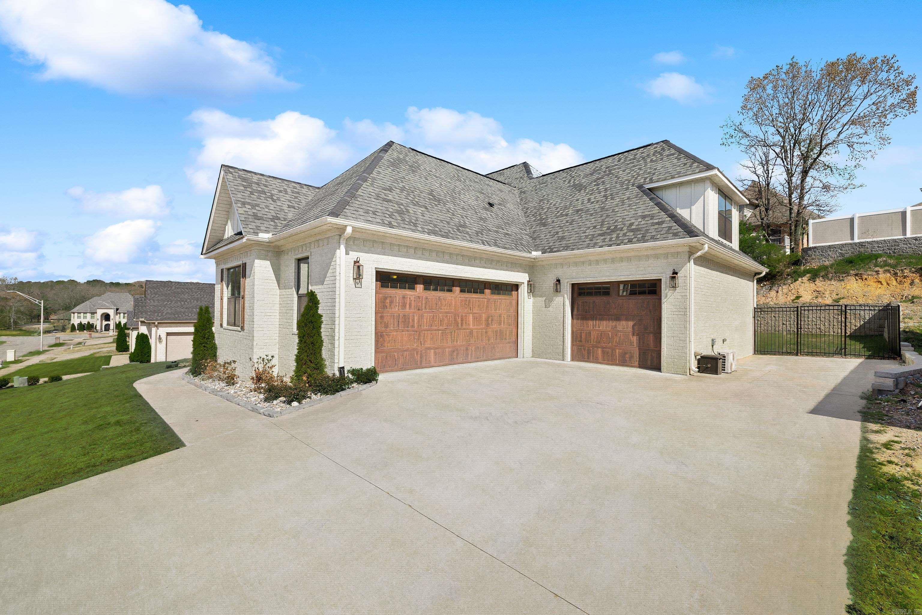 VALLEY CREEK ADDITION - Residential