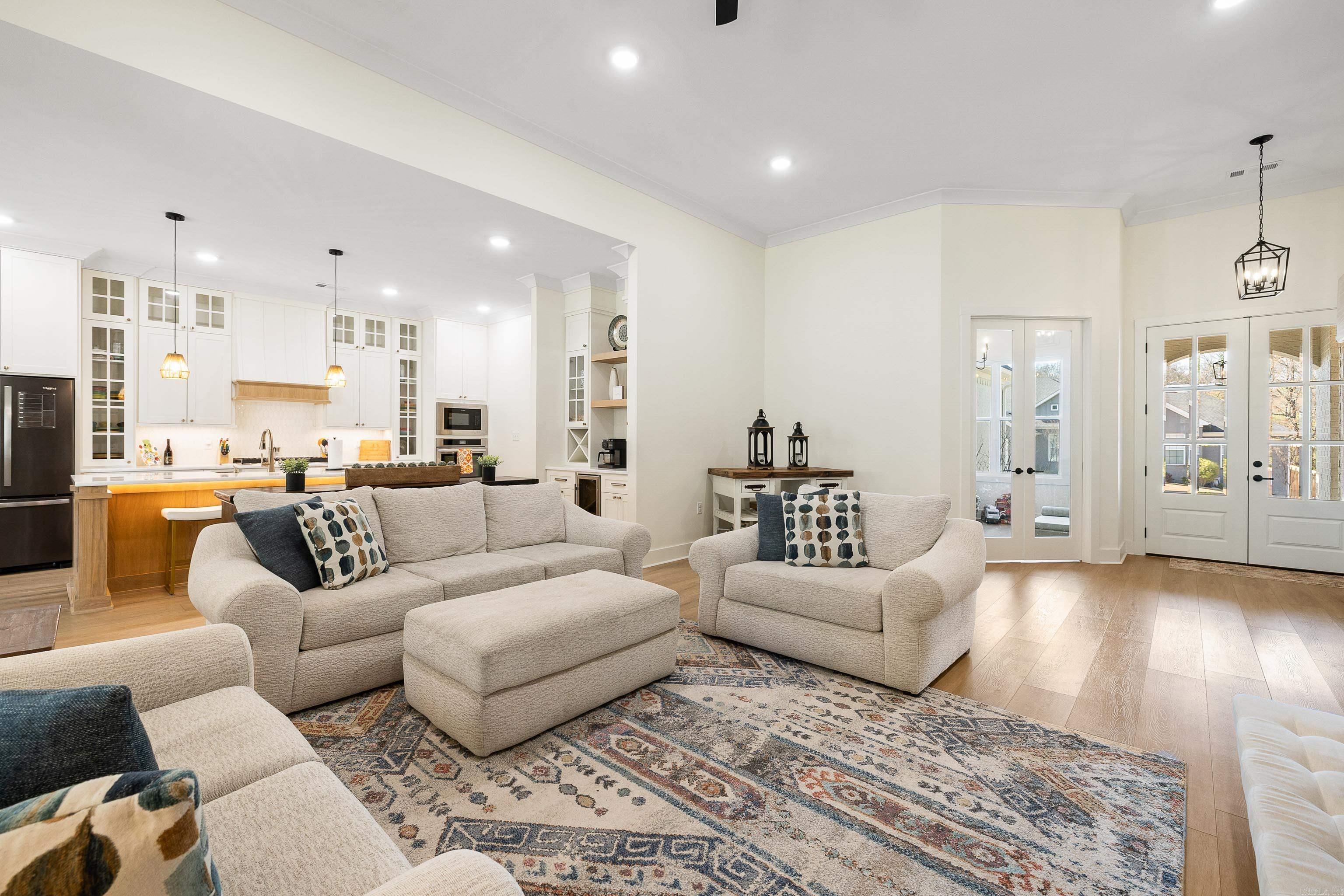 VALLEY CREEK ADDITION - Residential