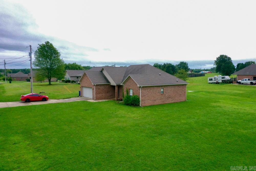 KESSINGER PLACE - Residential