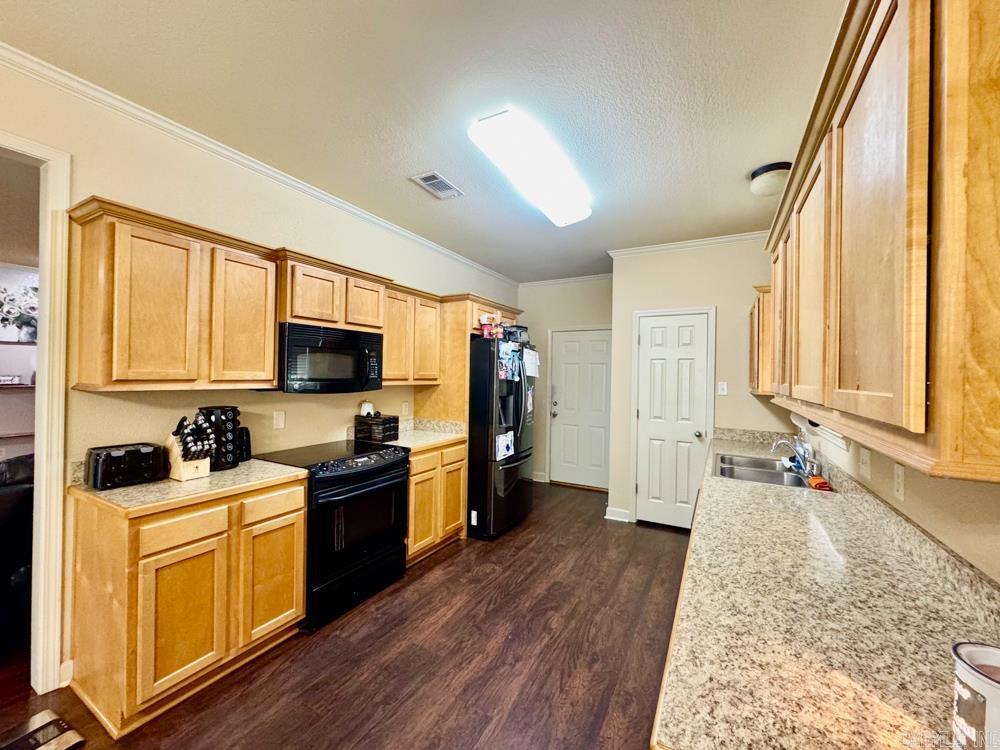 KESSINGER PLACE - Residential