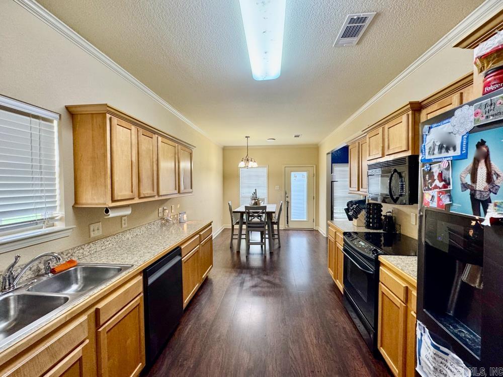 KESSINGER PLACE - Residential