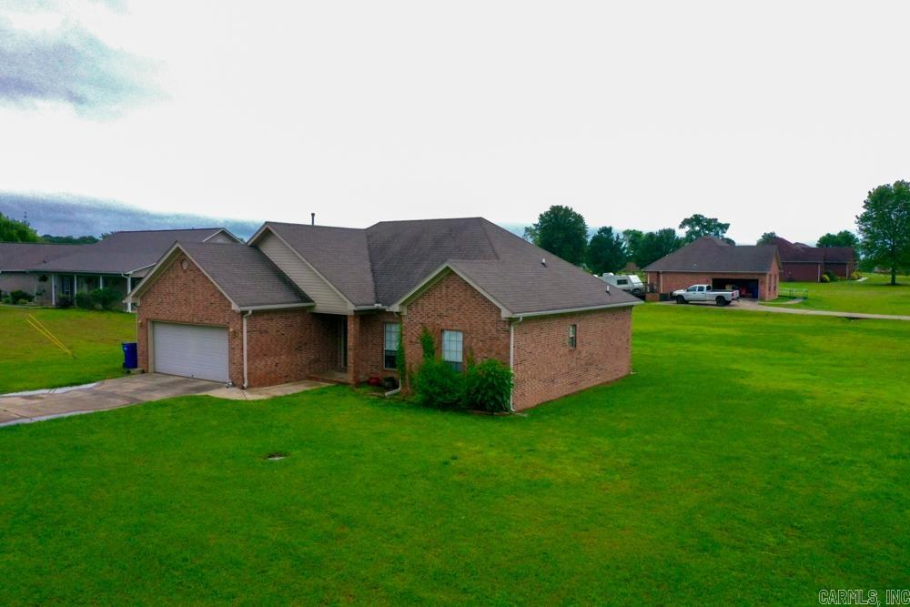 KESSINGER PLACE - Residential