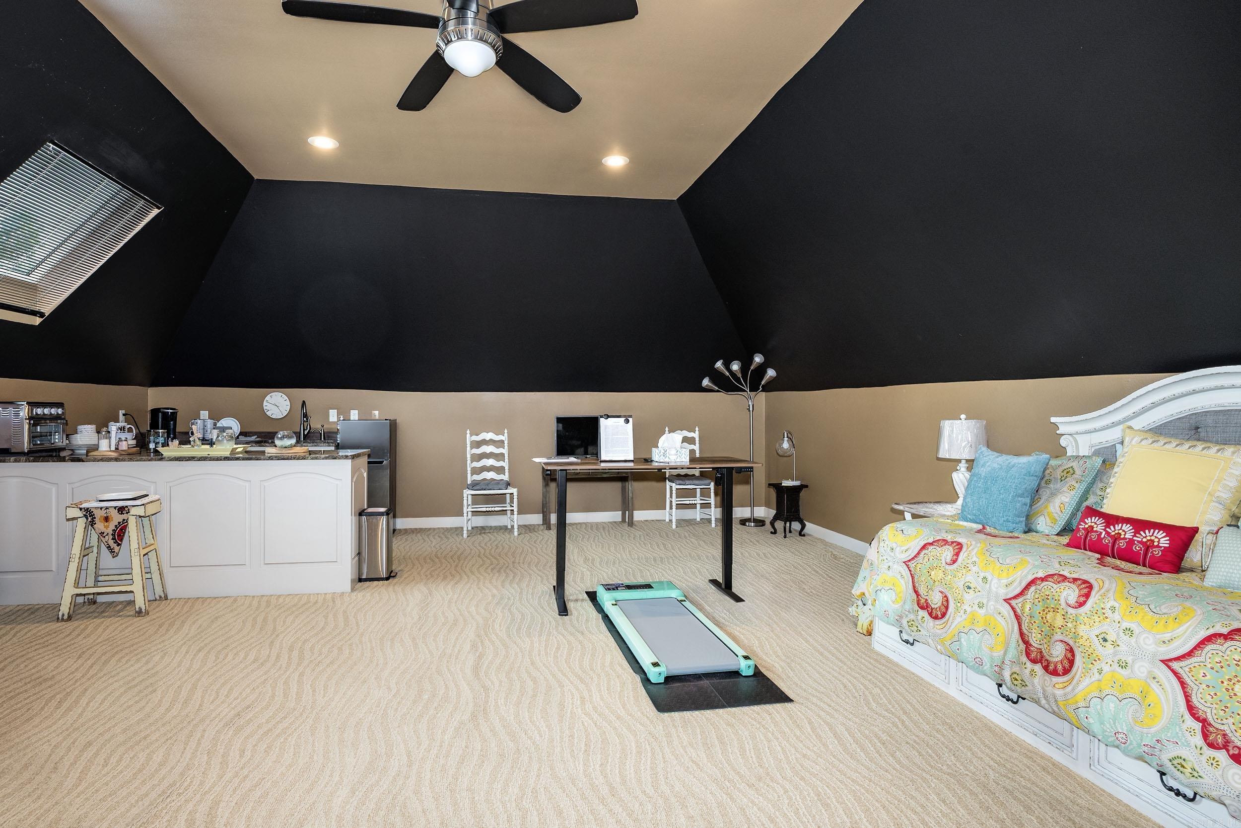 PLEASANT VALLEY ESTATES - Residential