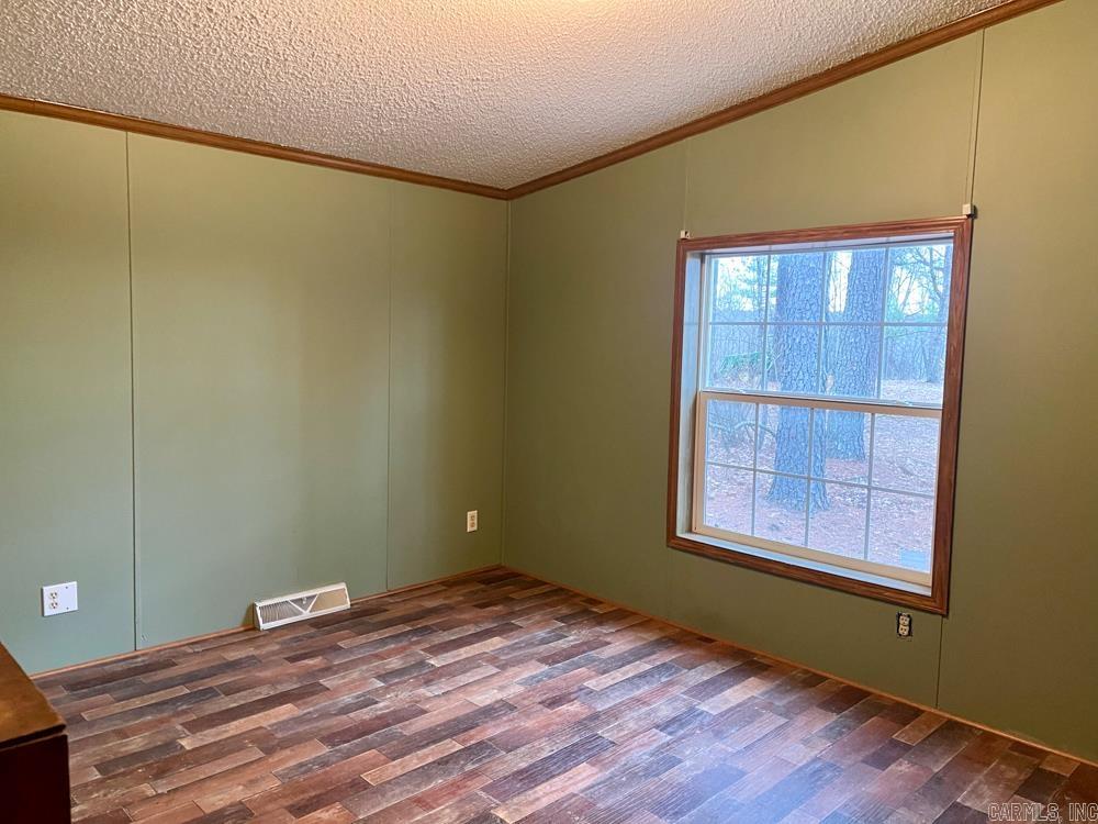 Metes & Bounds - Land