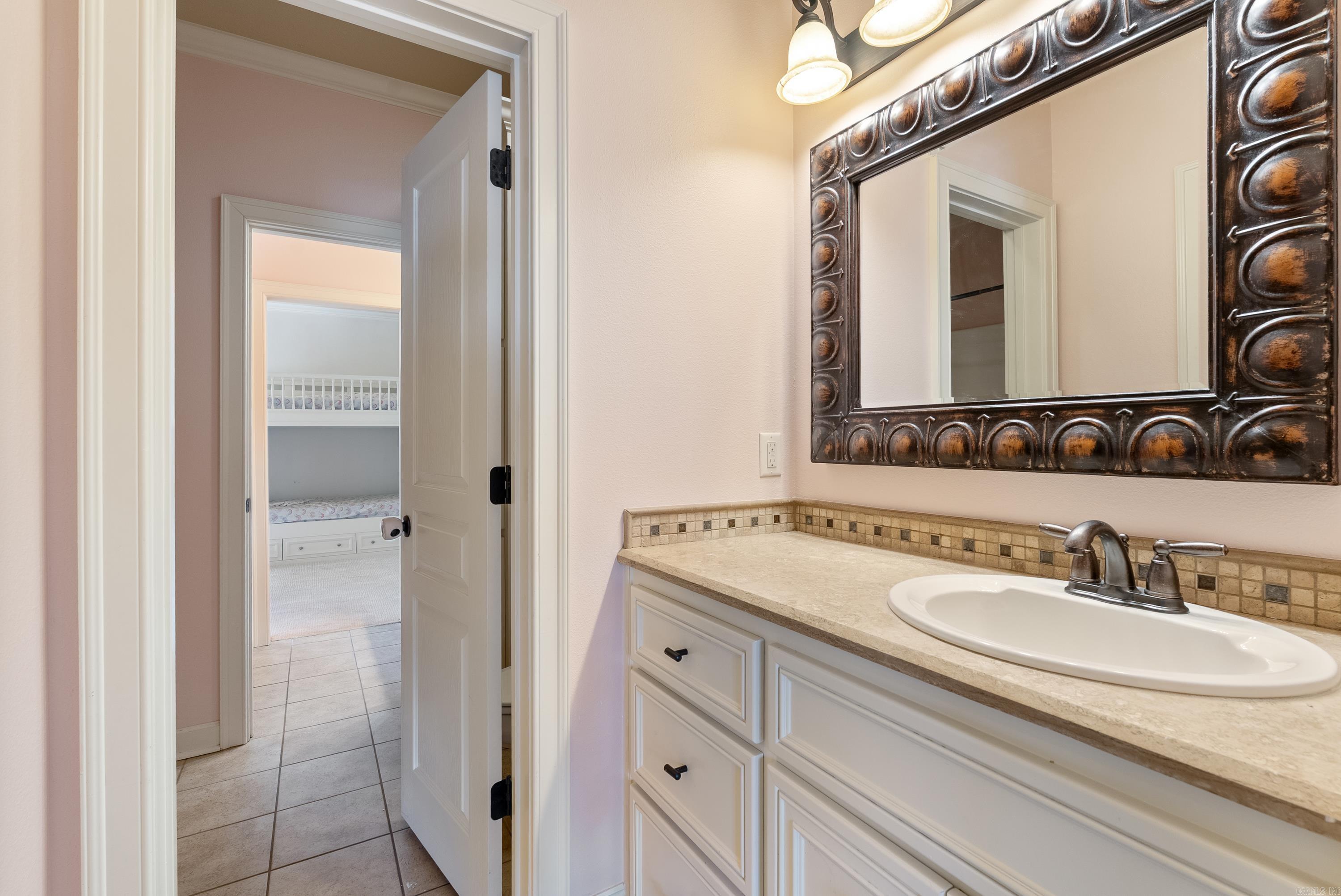 FIELDSTONE - Residential