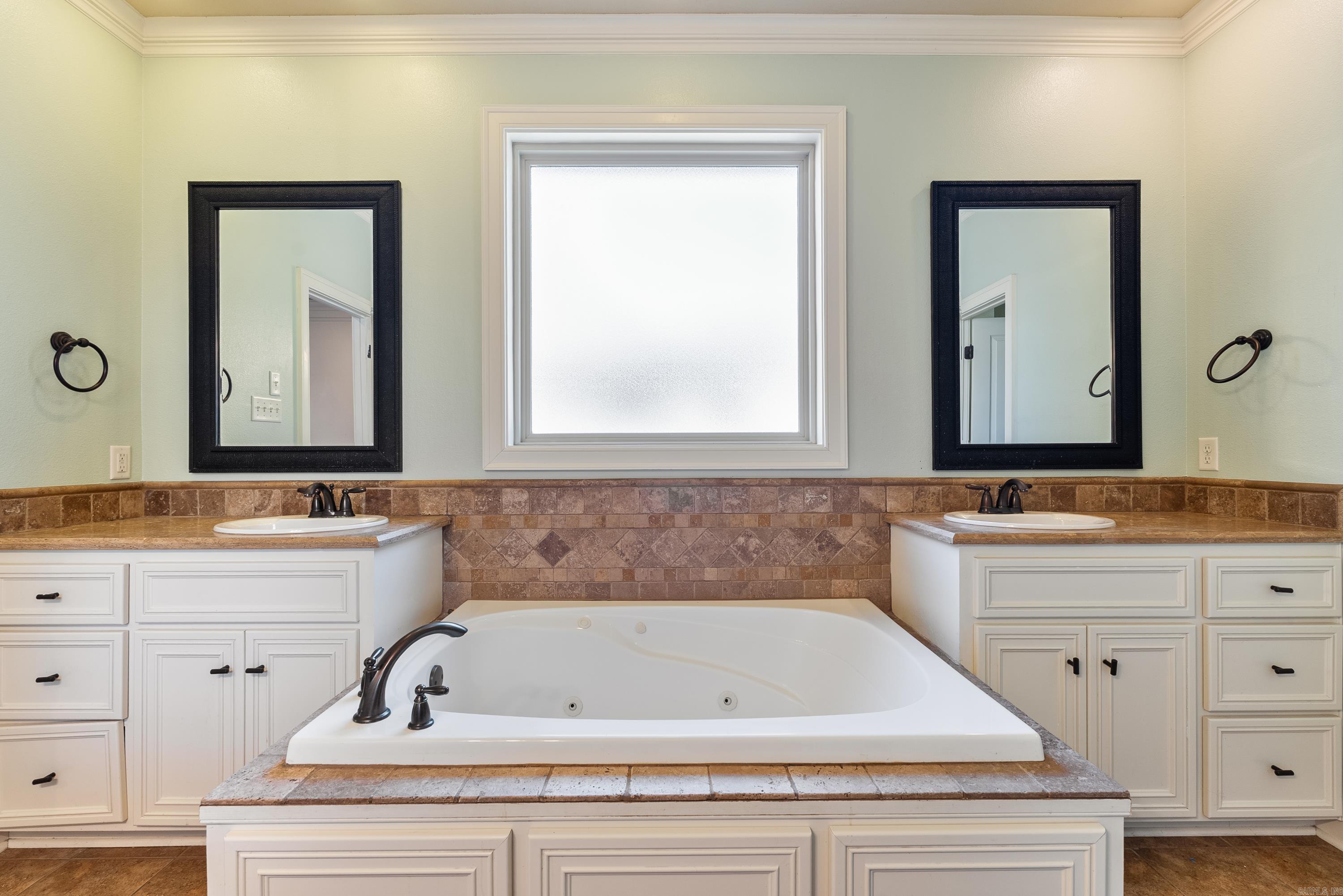 FIELDSTONE - Residential