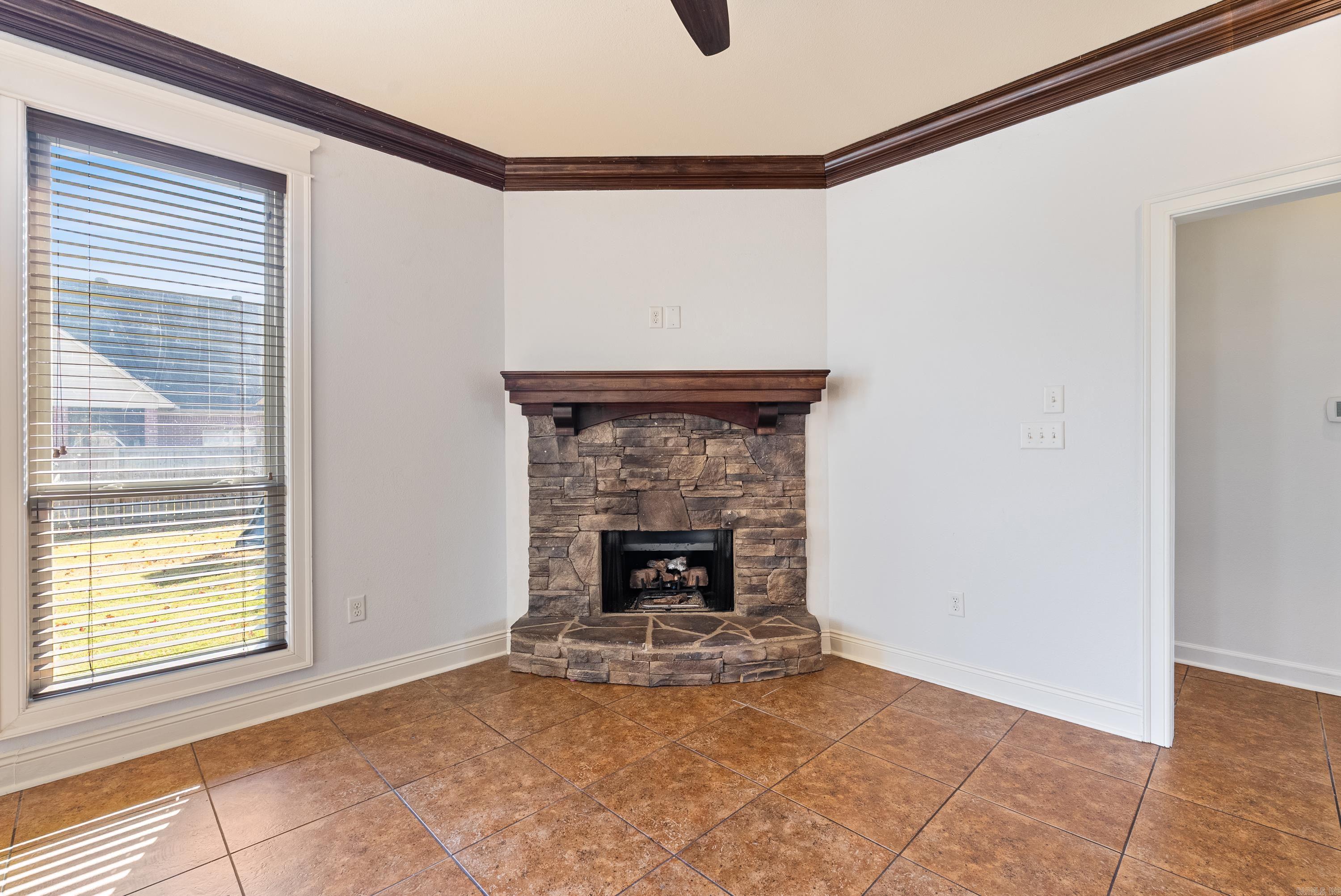 FIELDSTONE - Residential