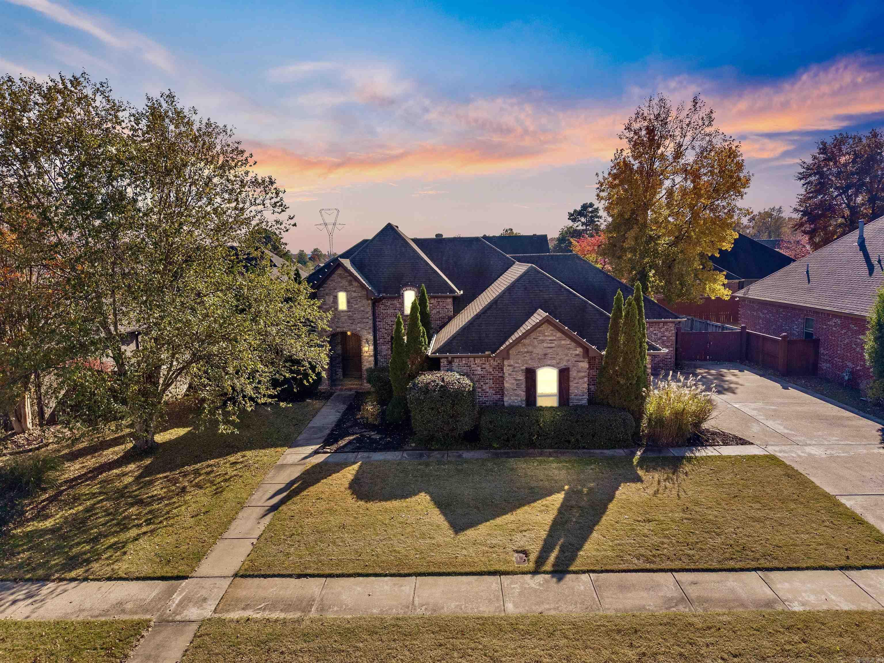 FIELDSTONE - Residential