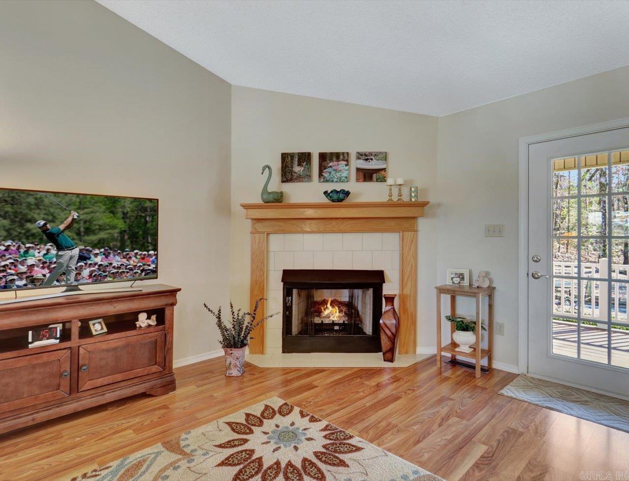 ZAPATO - Residential