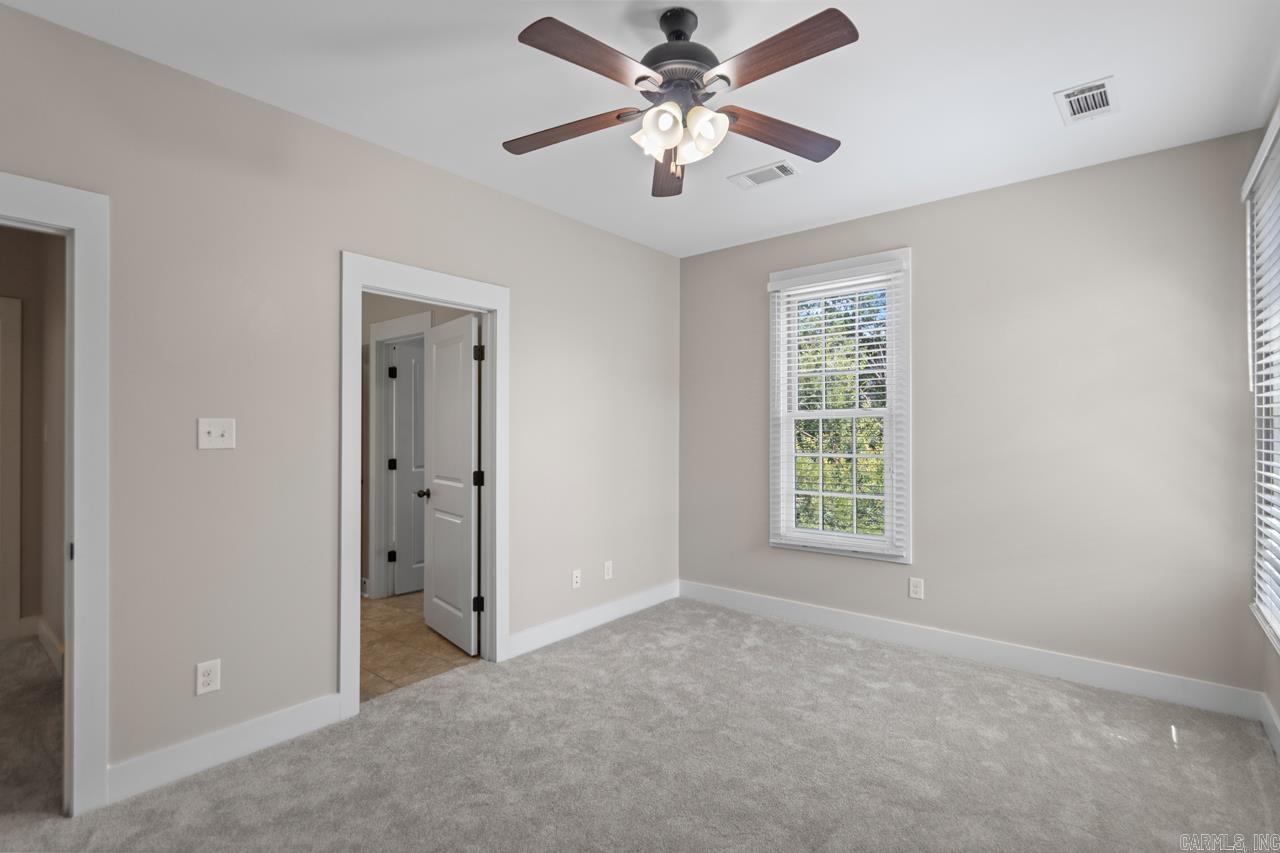 MIDTOWN BRYANT - Residential