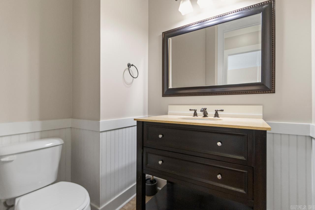 MIDTOWN BRYANT - Residential