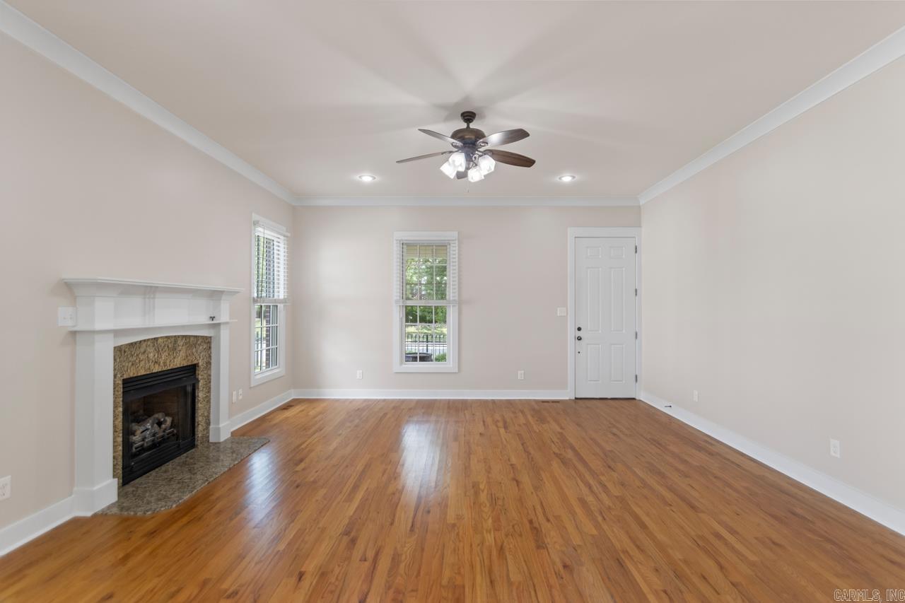 MIDTOWN BRYANT - Residential