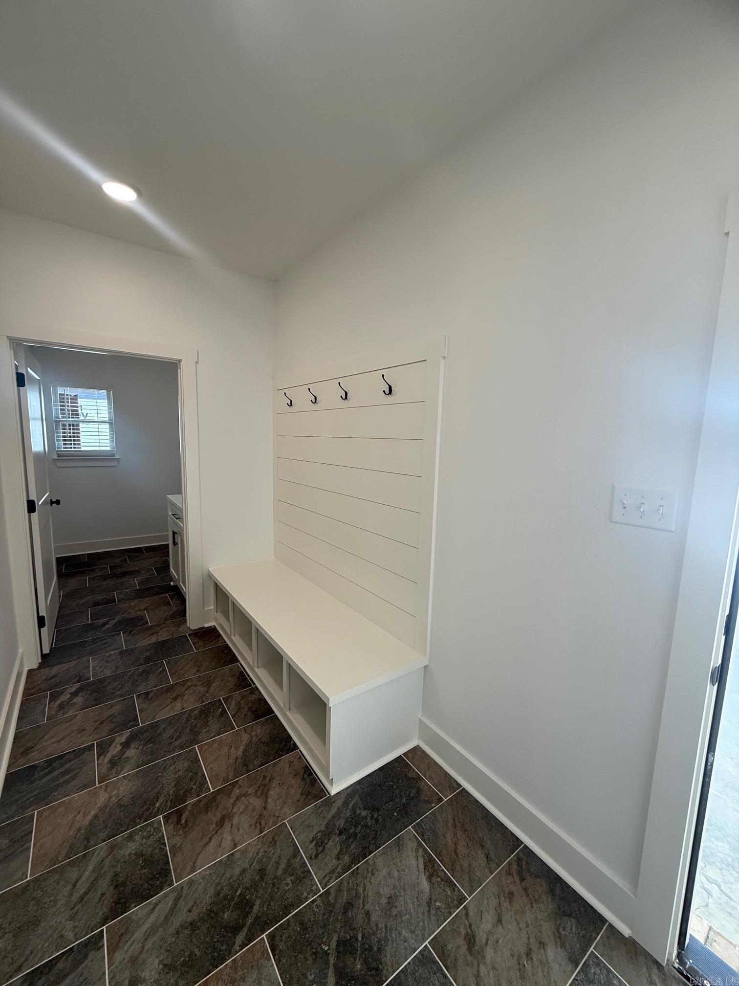 SPENCER CROSSING LLC - Residential Lease