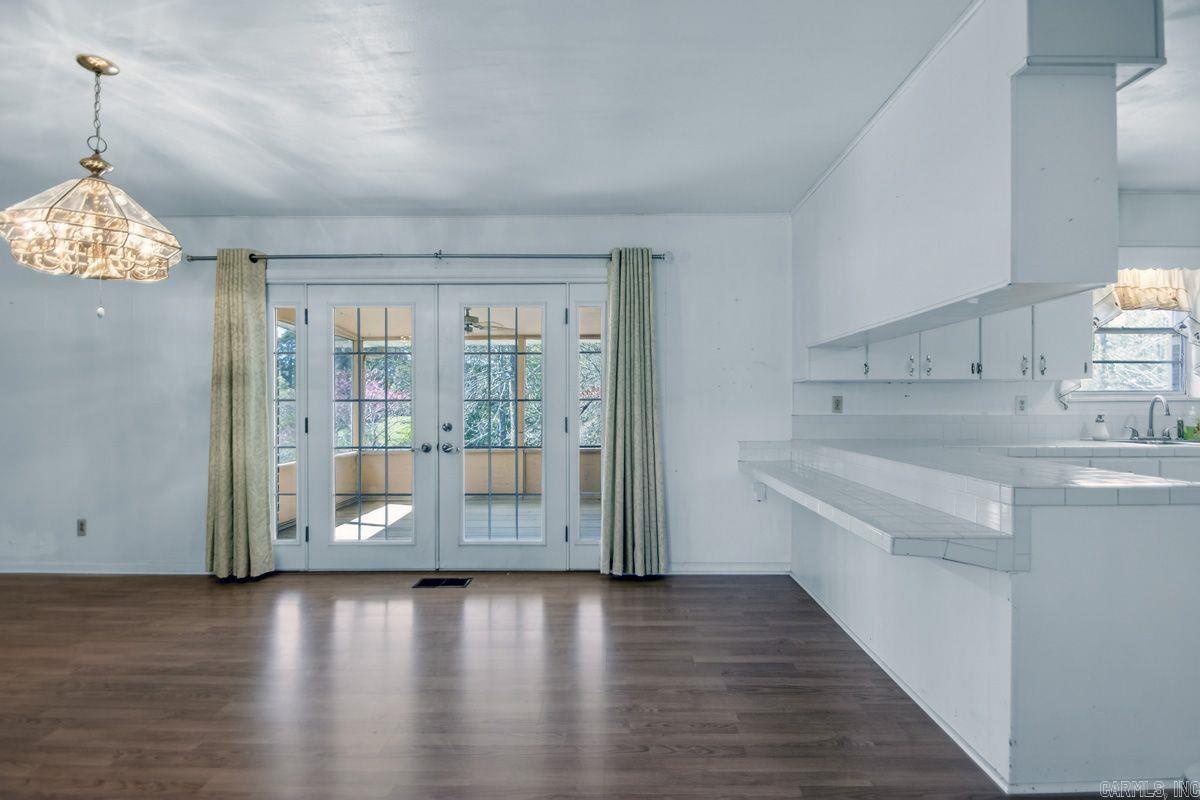 Shirley Heights - Residential