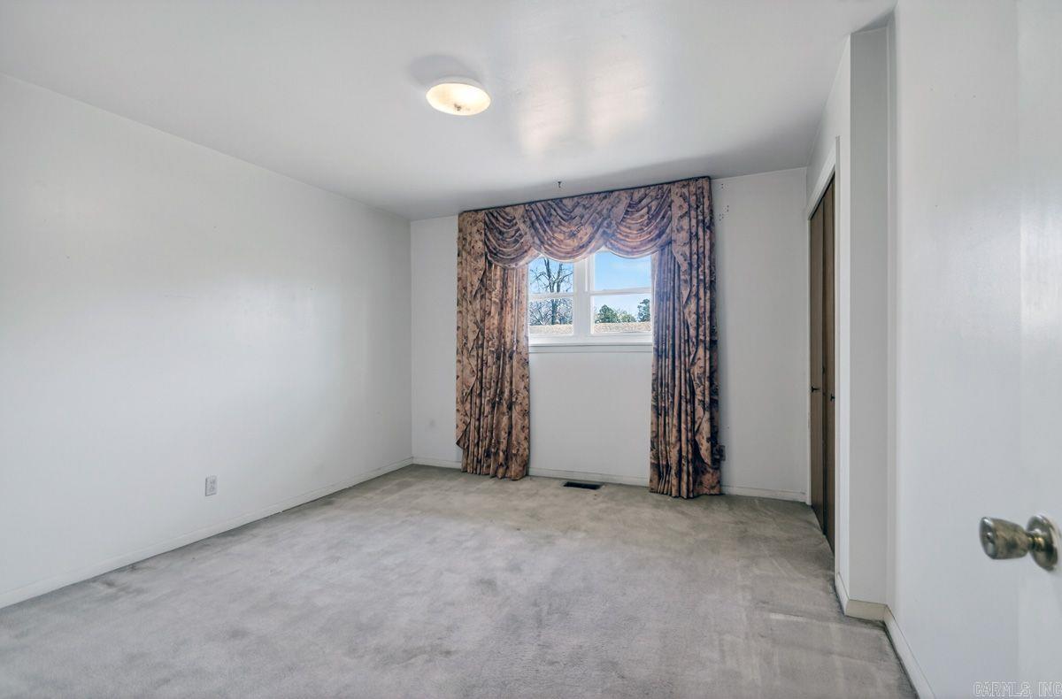 Shirley Heights - Residential