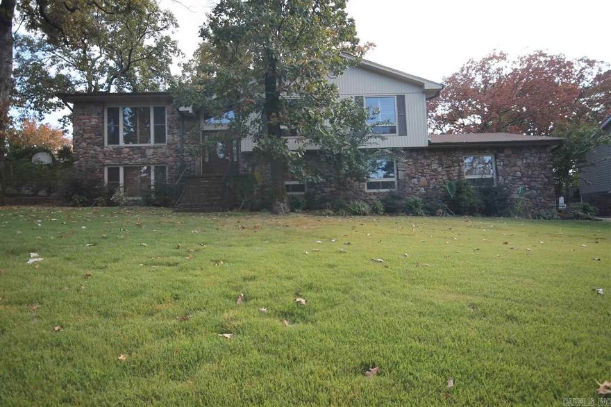 Completely updated new floors, granite counter tops, stainless steel appliances, huge deck.  $2000 for (3) year lease $2100 for (2) year lease $2200 for (1) year lease