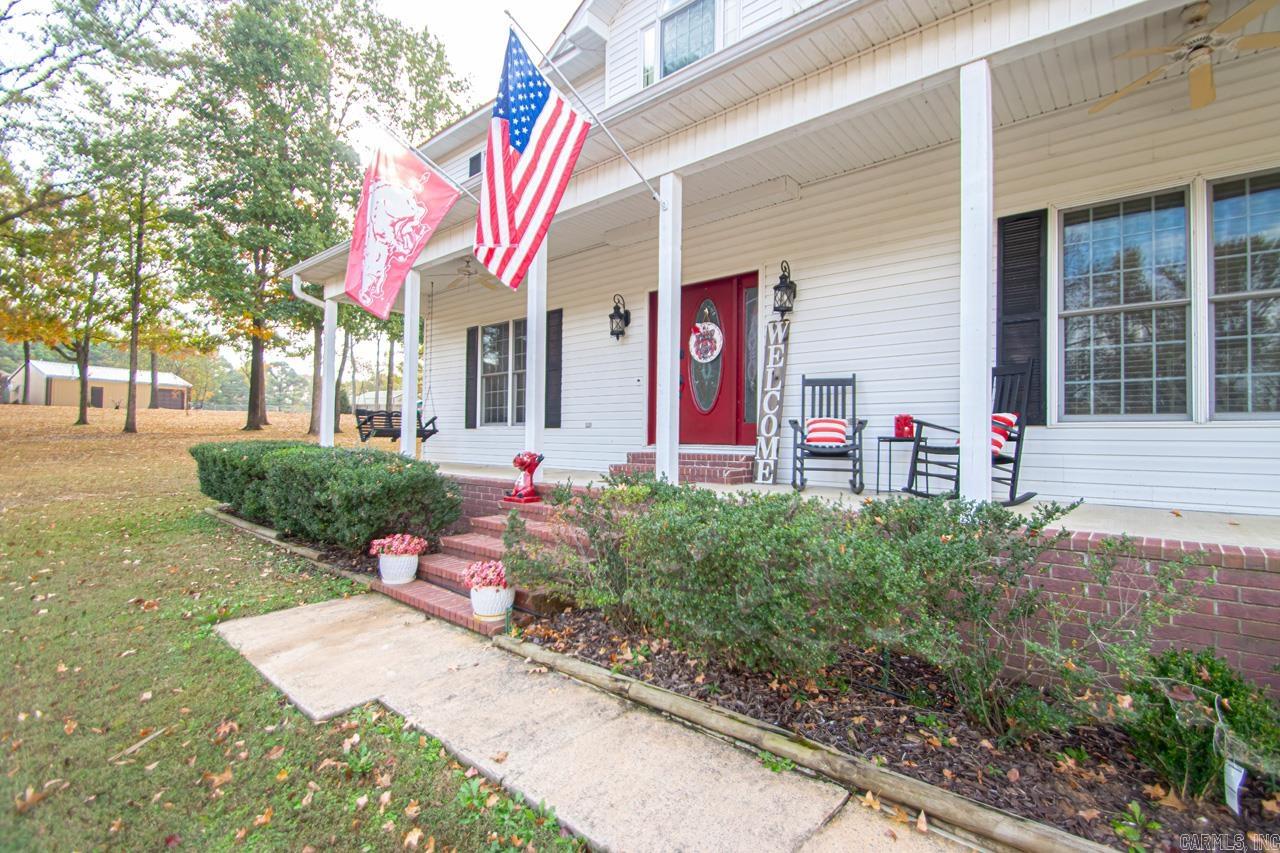 PEBBLE LAKE - Residential