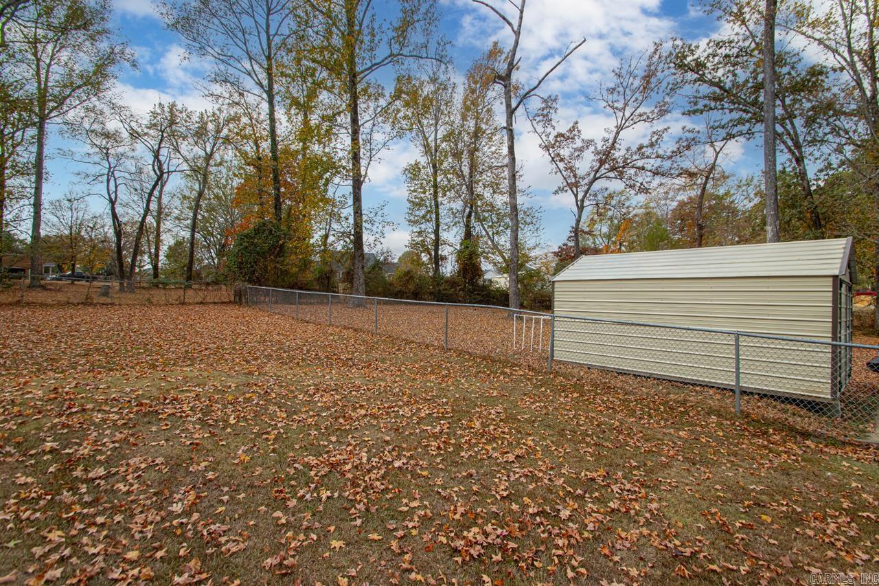 PEBBLE LAKE - Residential