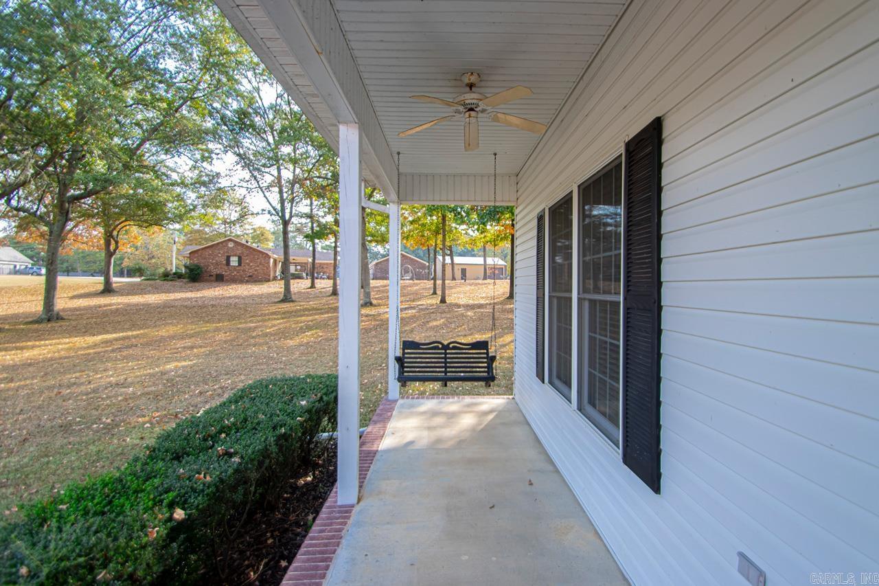 PEBBLE LAKE - Residential