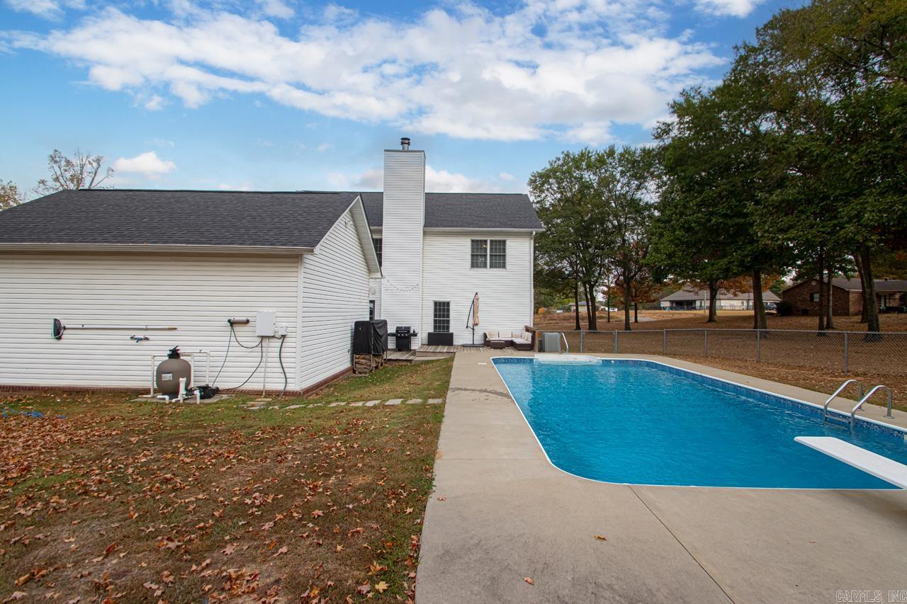 PEBBLE LAKE - Residential