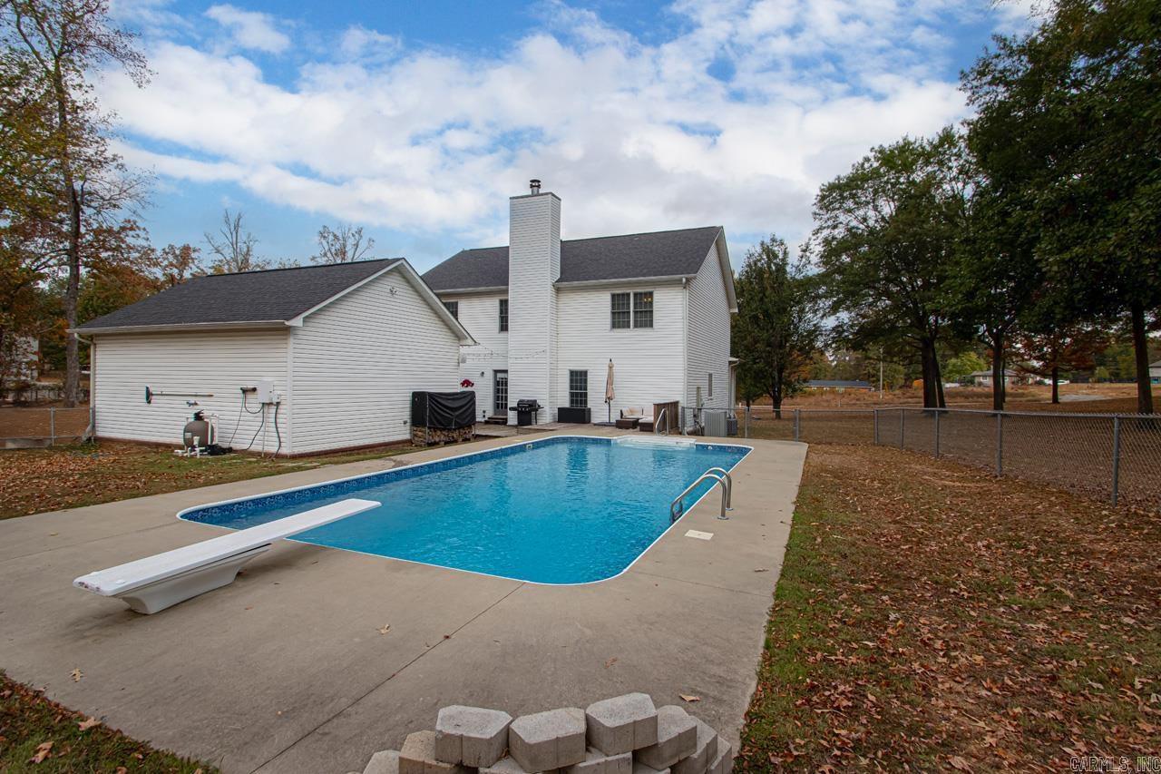 PEBBLE LAKE - Residential