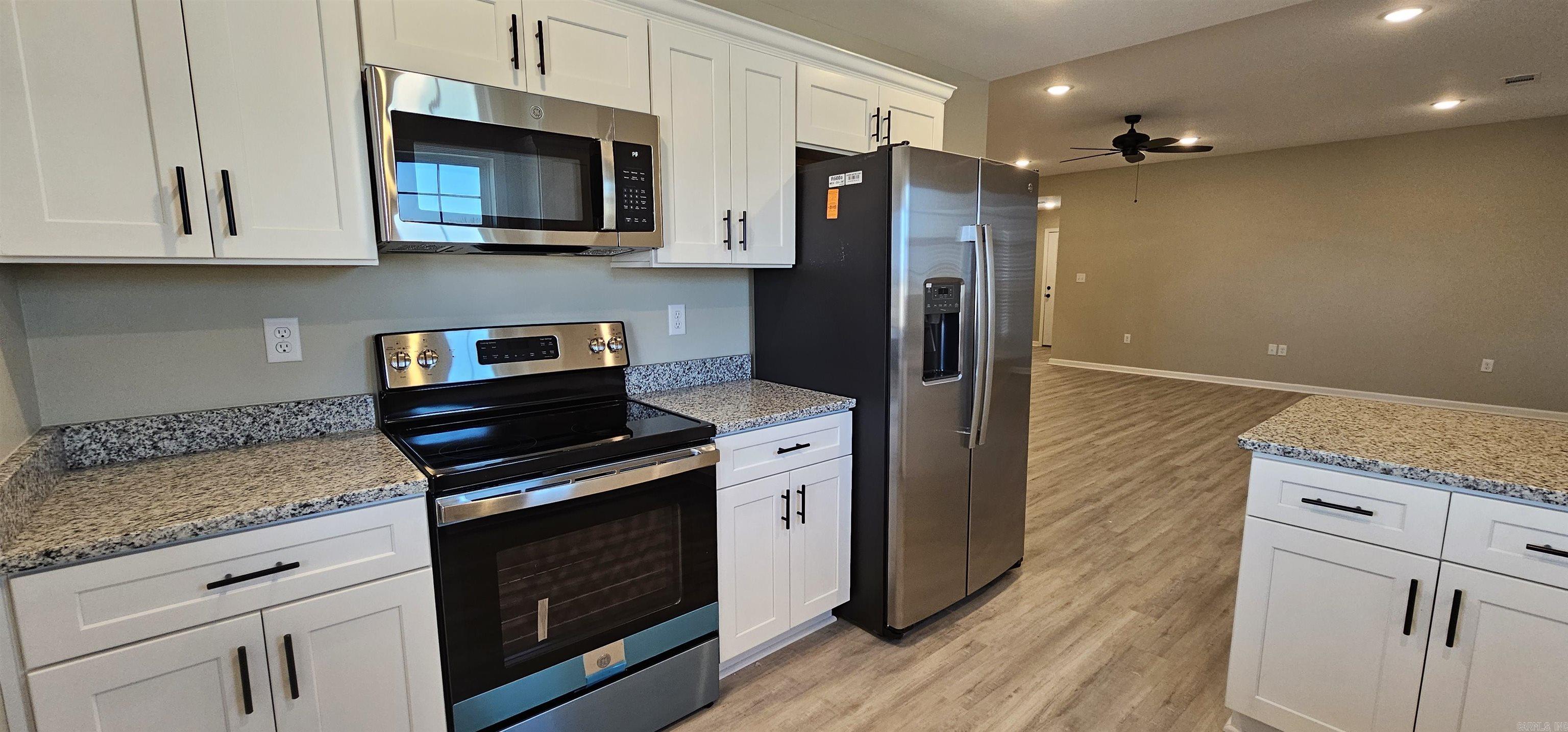 BROOKSHIRE PLACE - Residential Lease