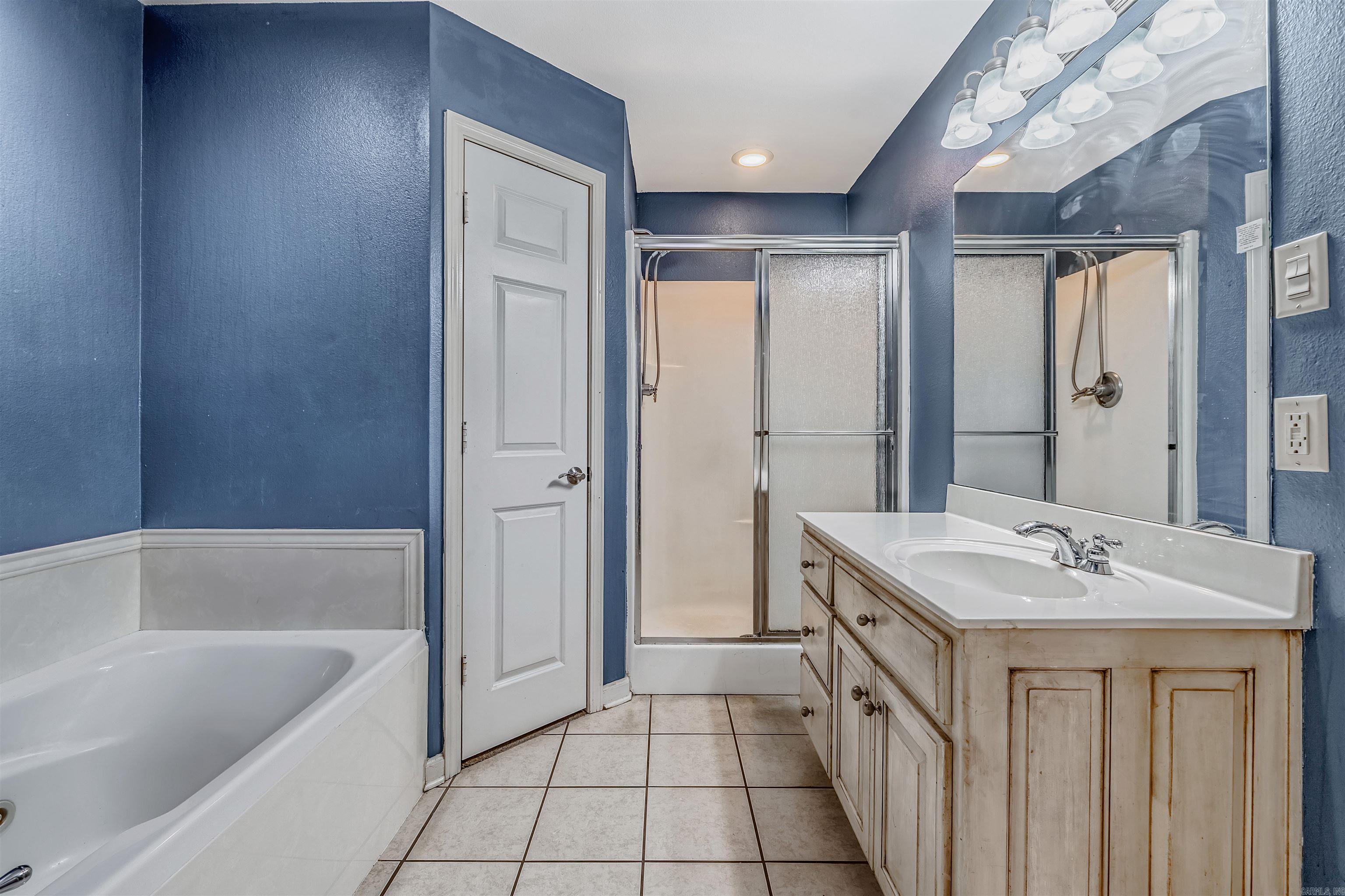 WILLOW LAKE - Residential