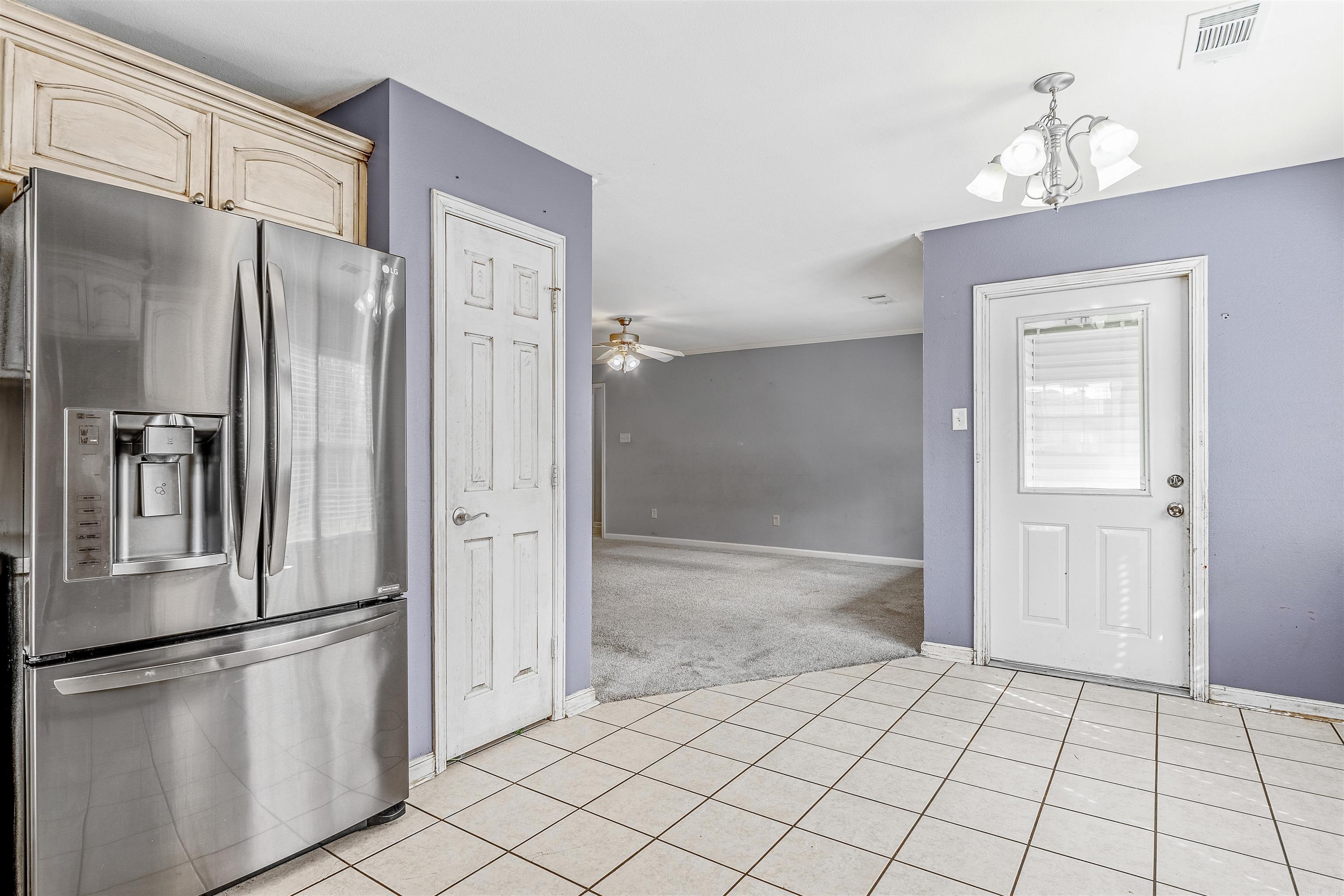 WILLOW LAKE - Residential