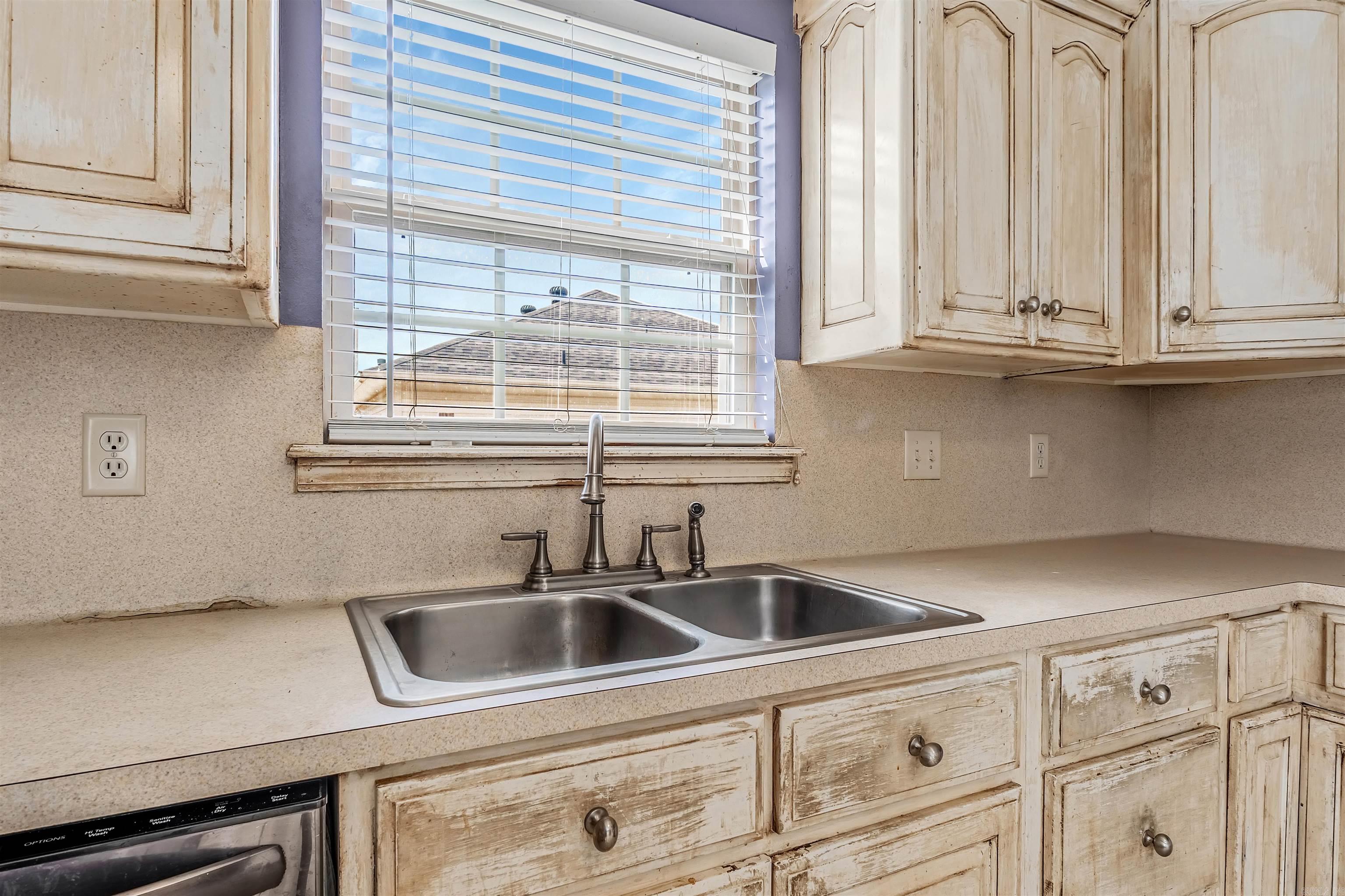 WILLOW LAKE - Residential