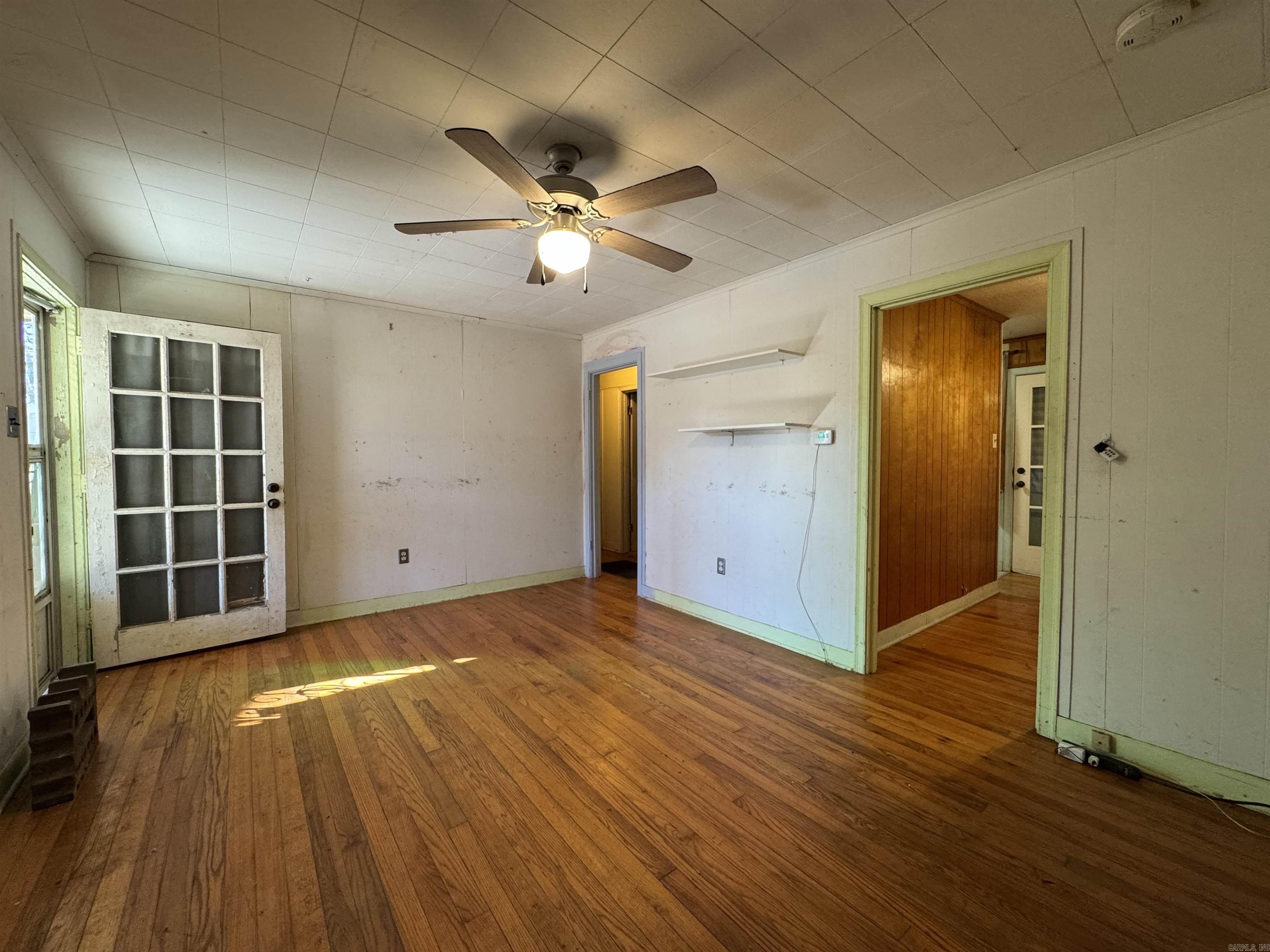 CHERRY & COX - Residential