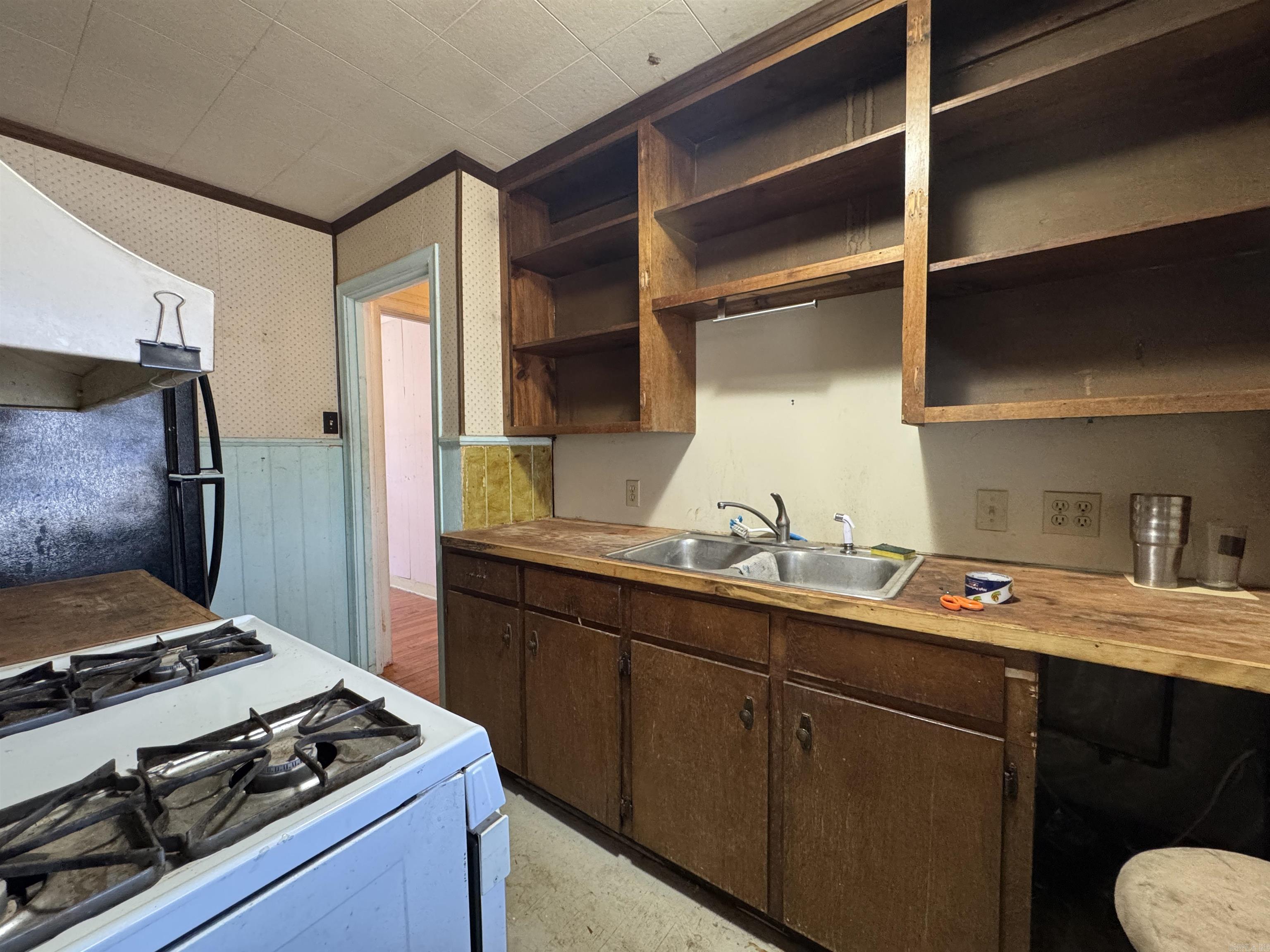 CHERRY & COX - Residential