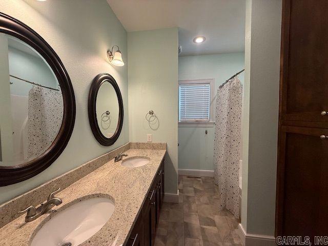 WOLFORD - Residential