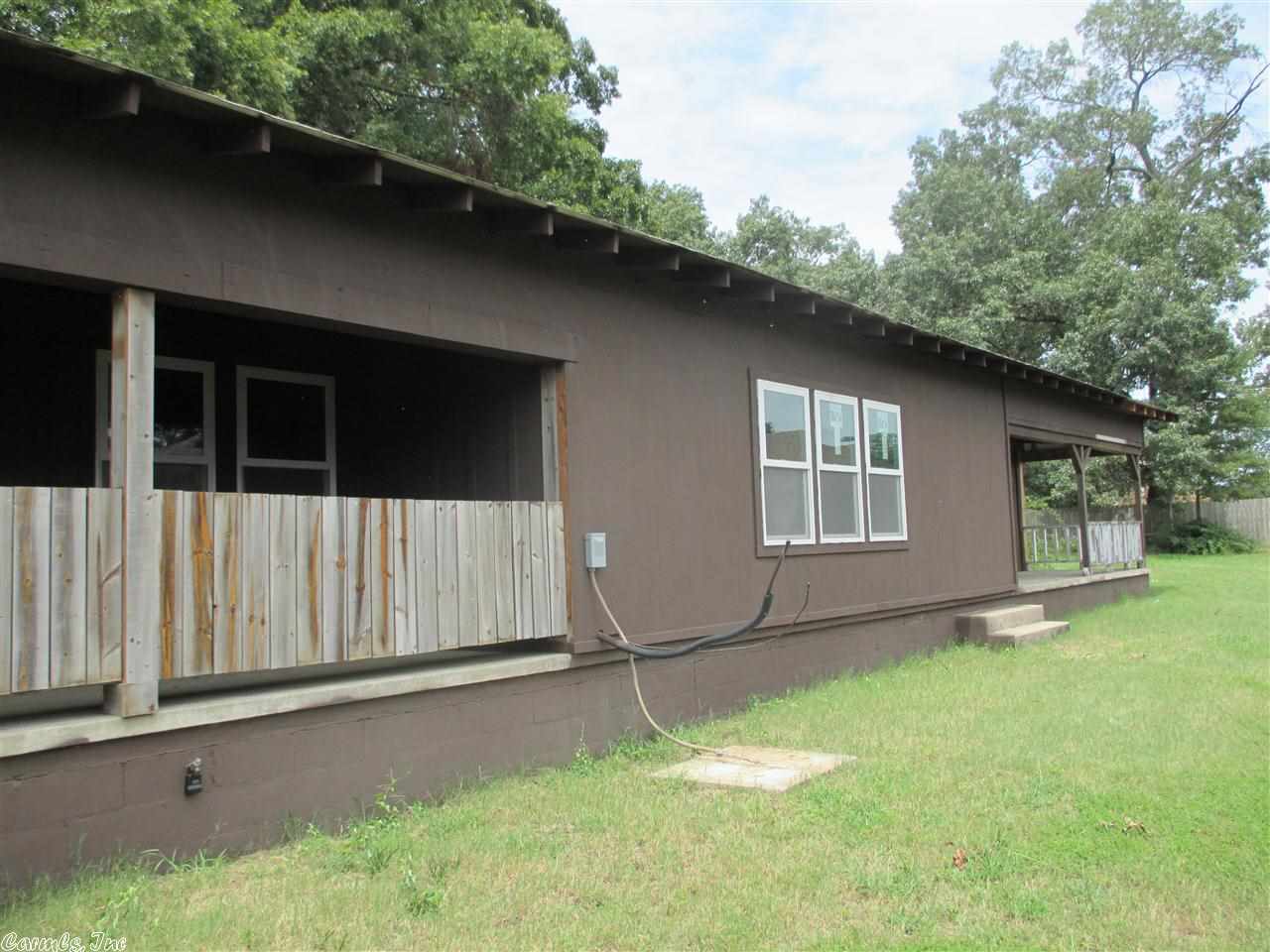 BEAR'S DEN - Residential